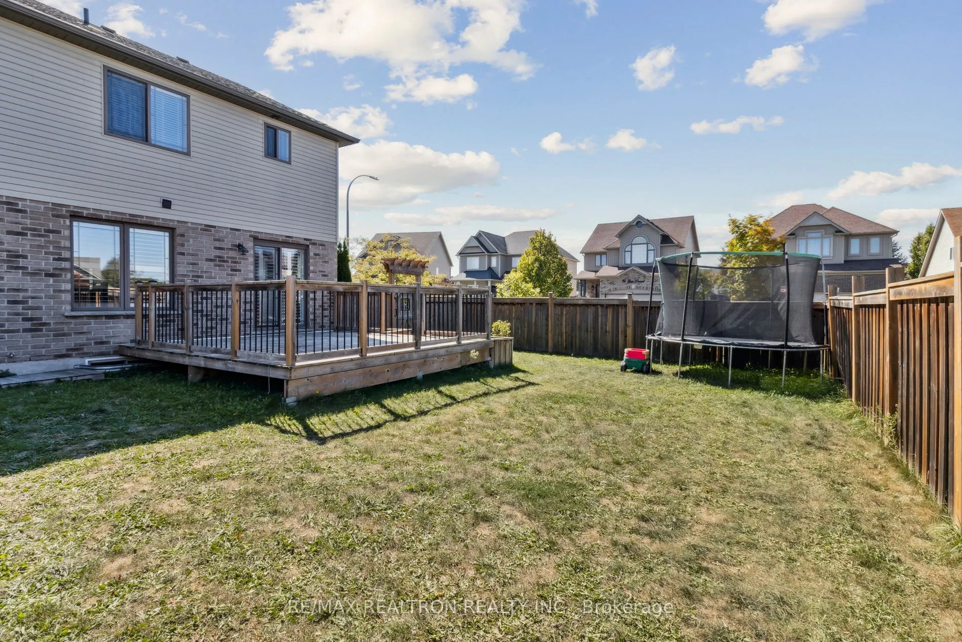 45 Irwin Crescent