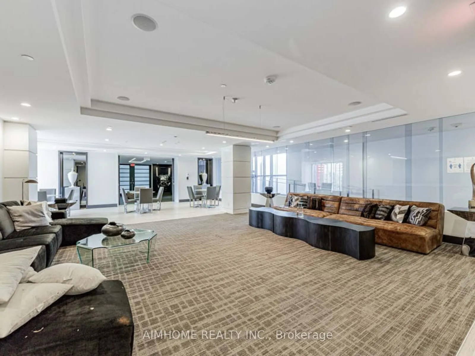 9471 Yonge Street, #1202