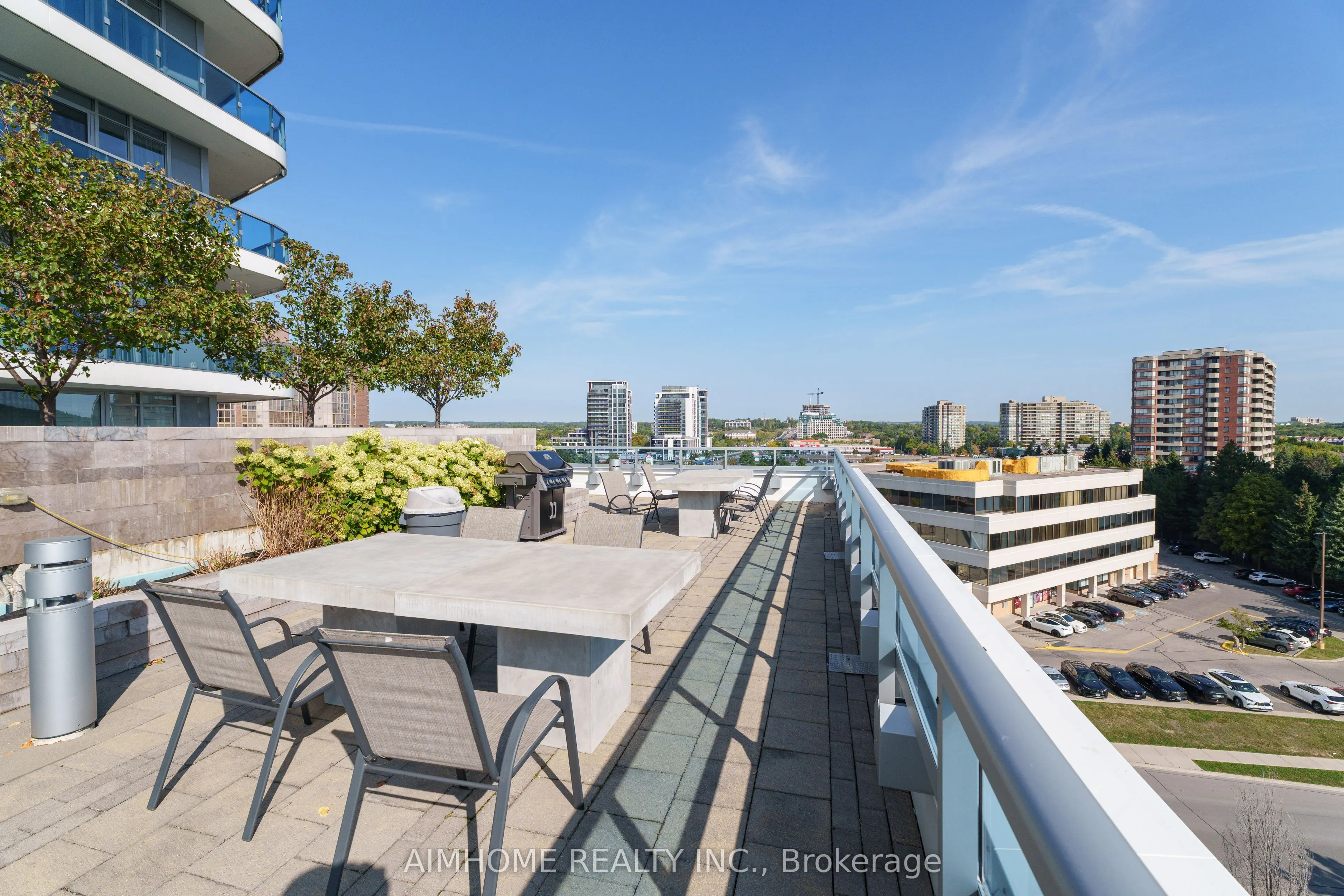 9471 Yonge Street, #1202