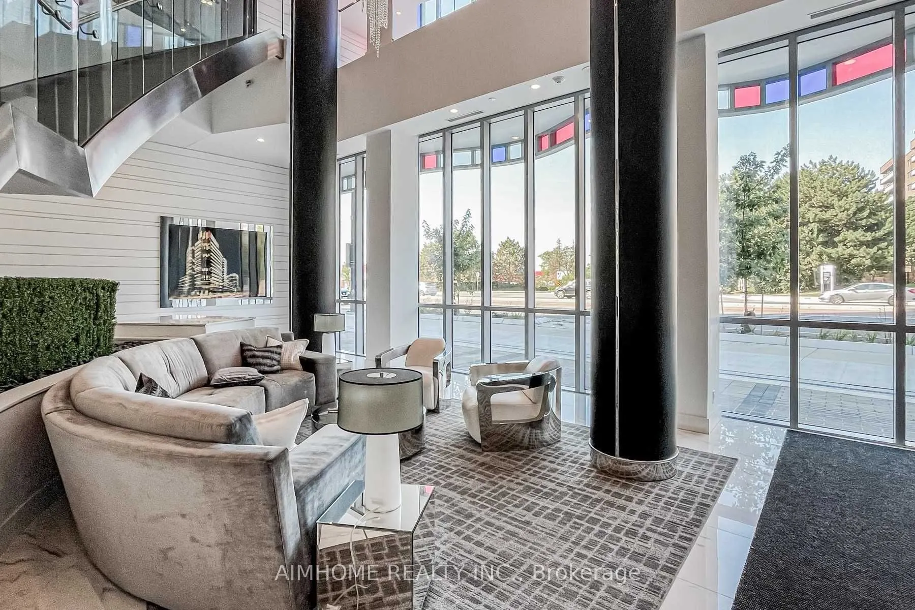 9471 Yonge Street, #1202