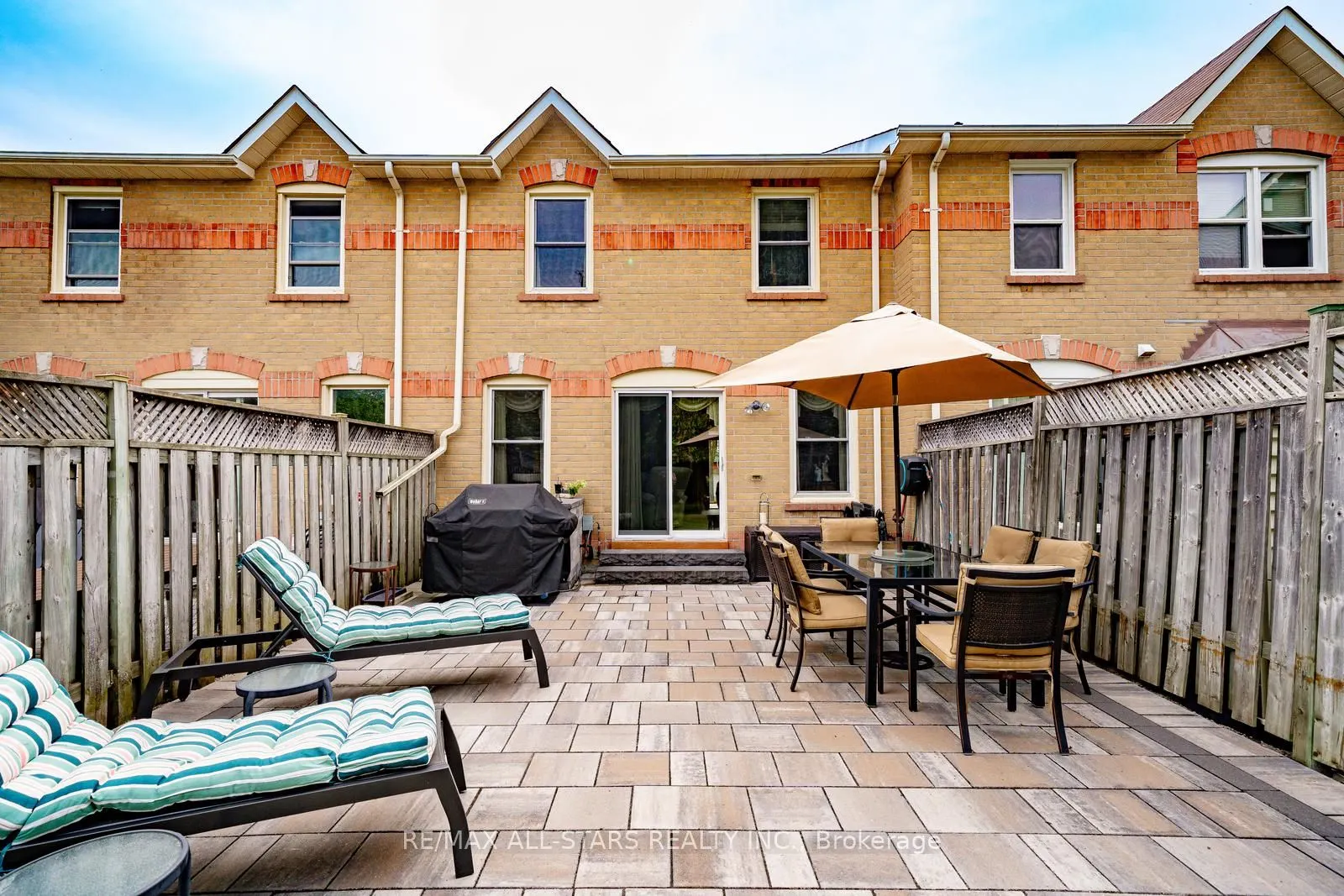 9 Steepleview Crescent