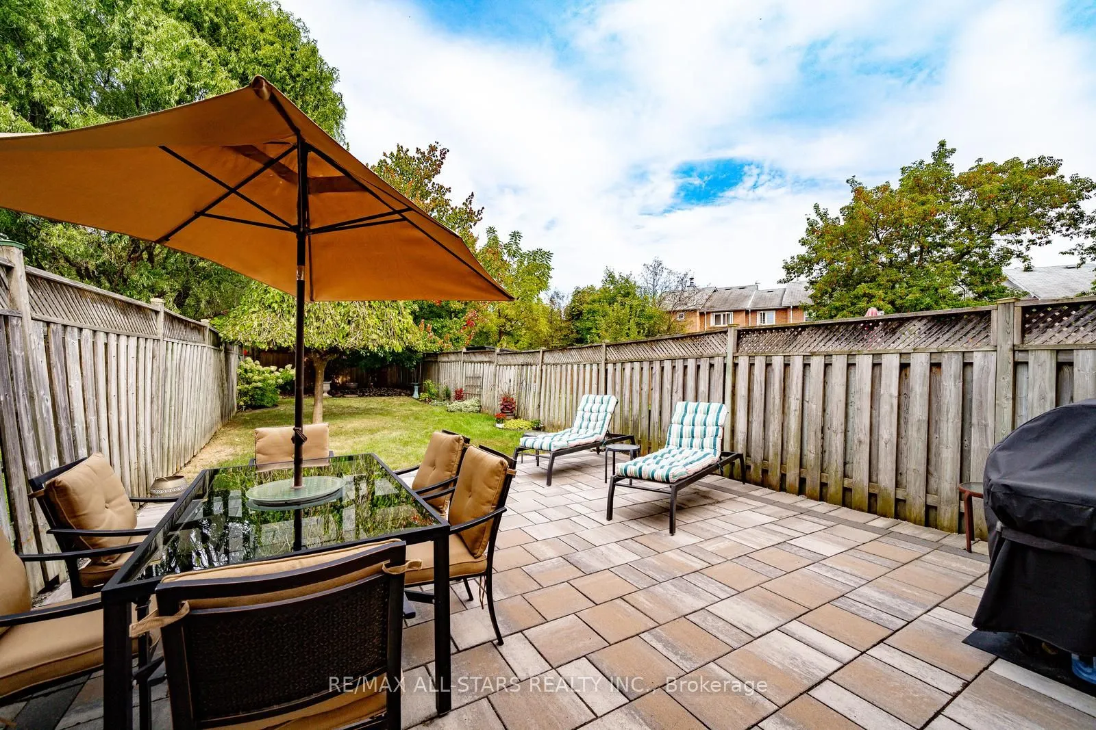 9 Steepleview Crescent