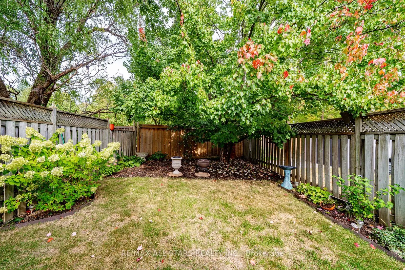 9 Steepleview Crescent