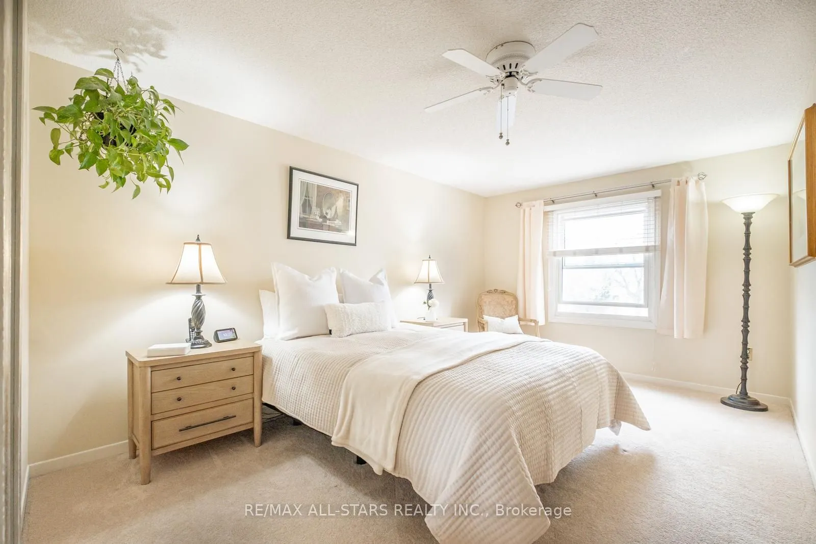 9 Steepleview Crescent