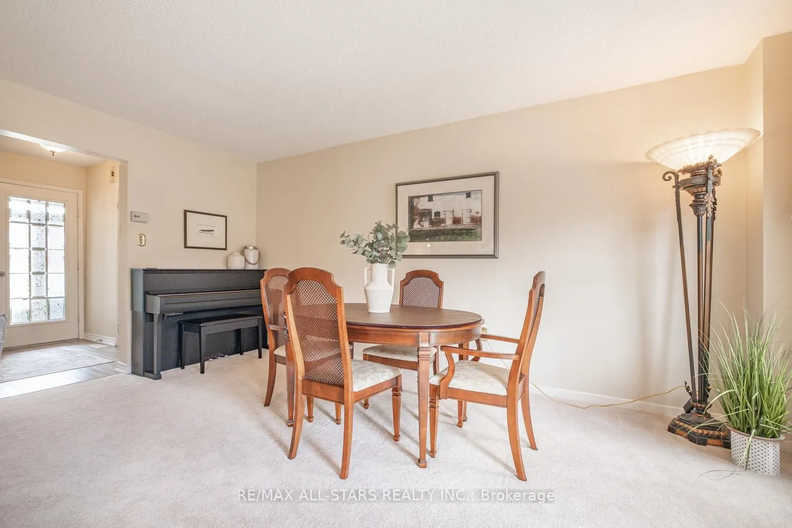 9 Steepleview Crescent