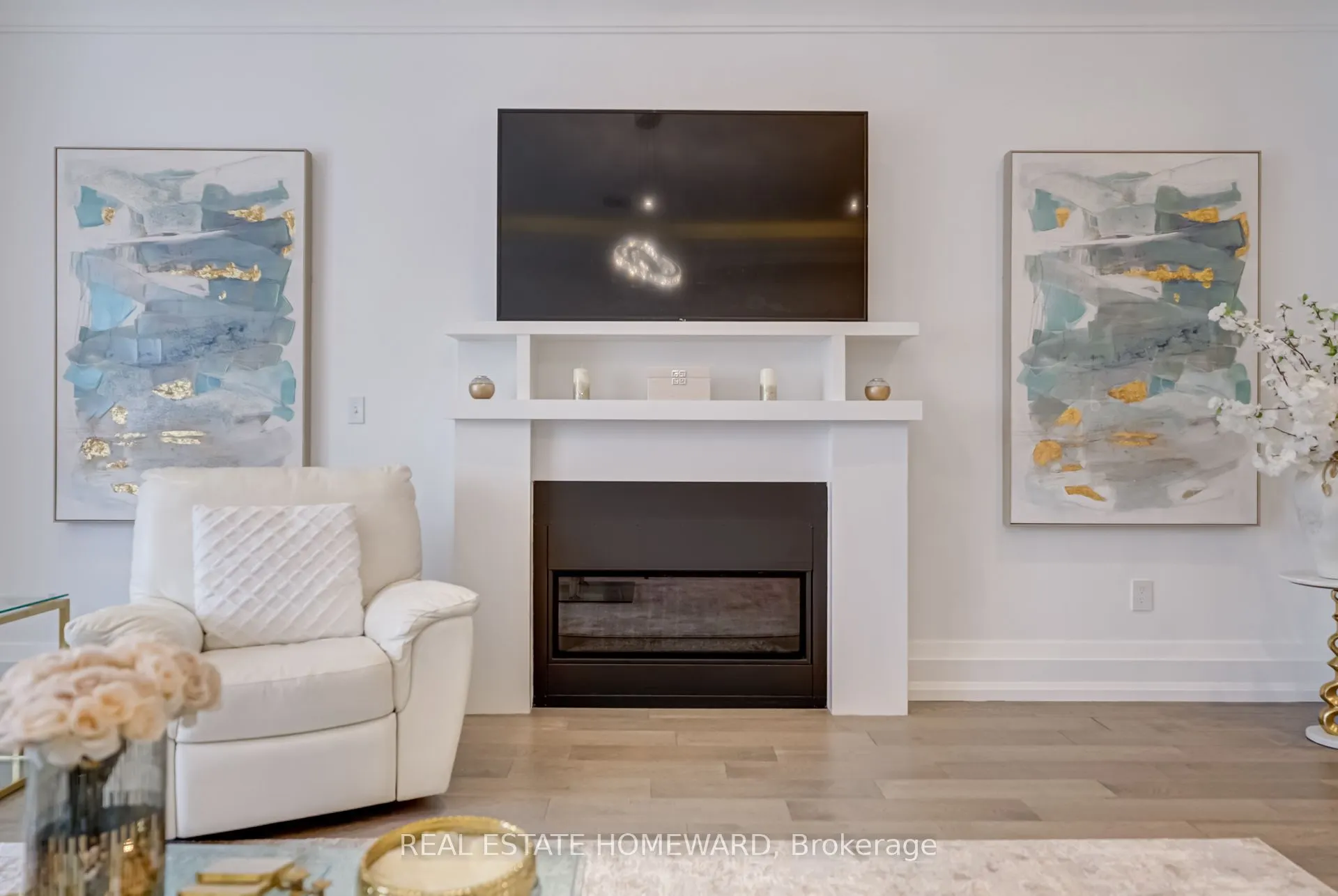 6 Mackay Drive