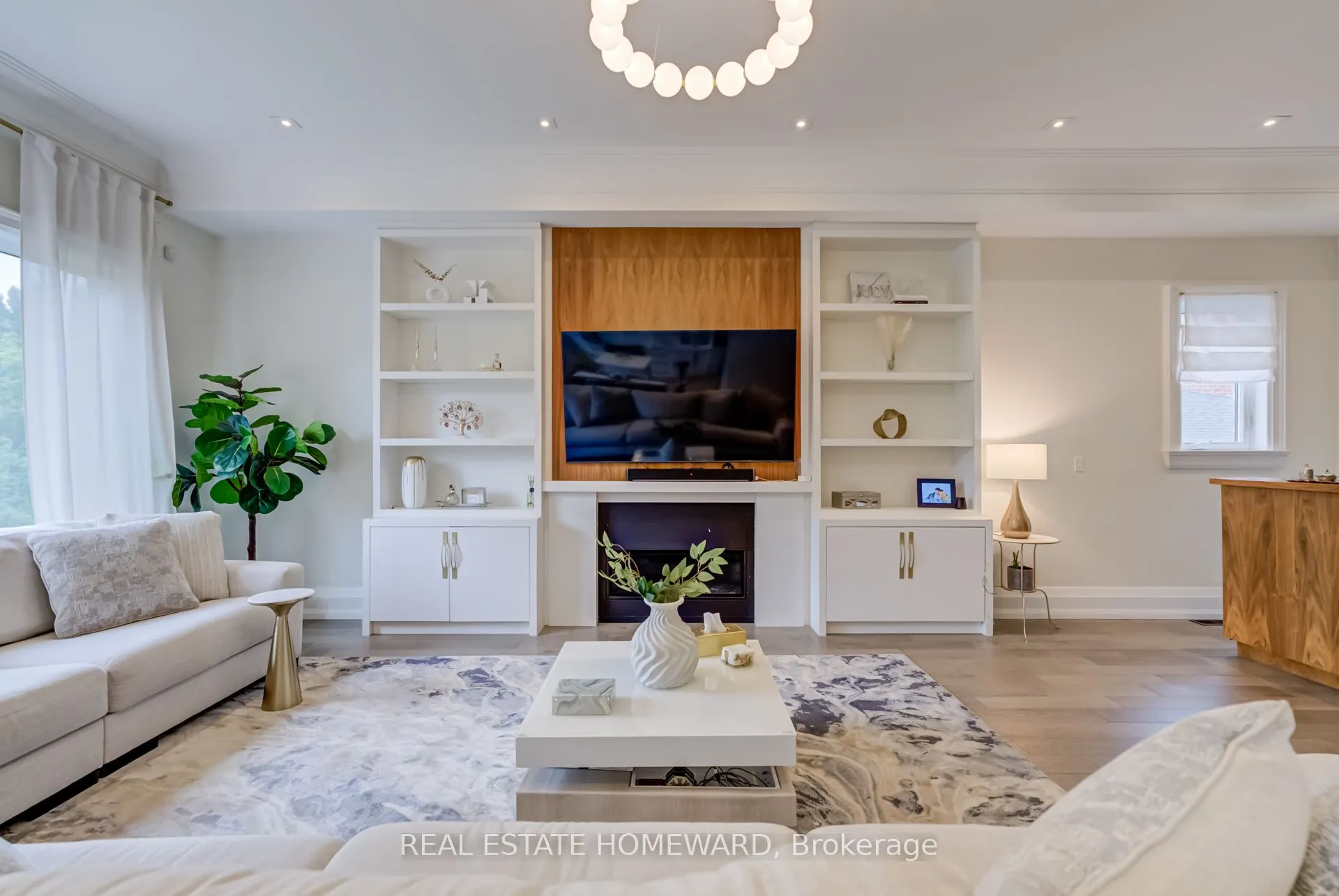 6 Mackay Drive