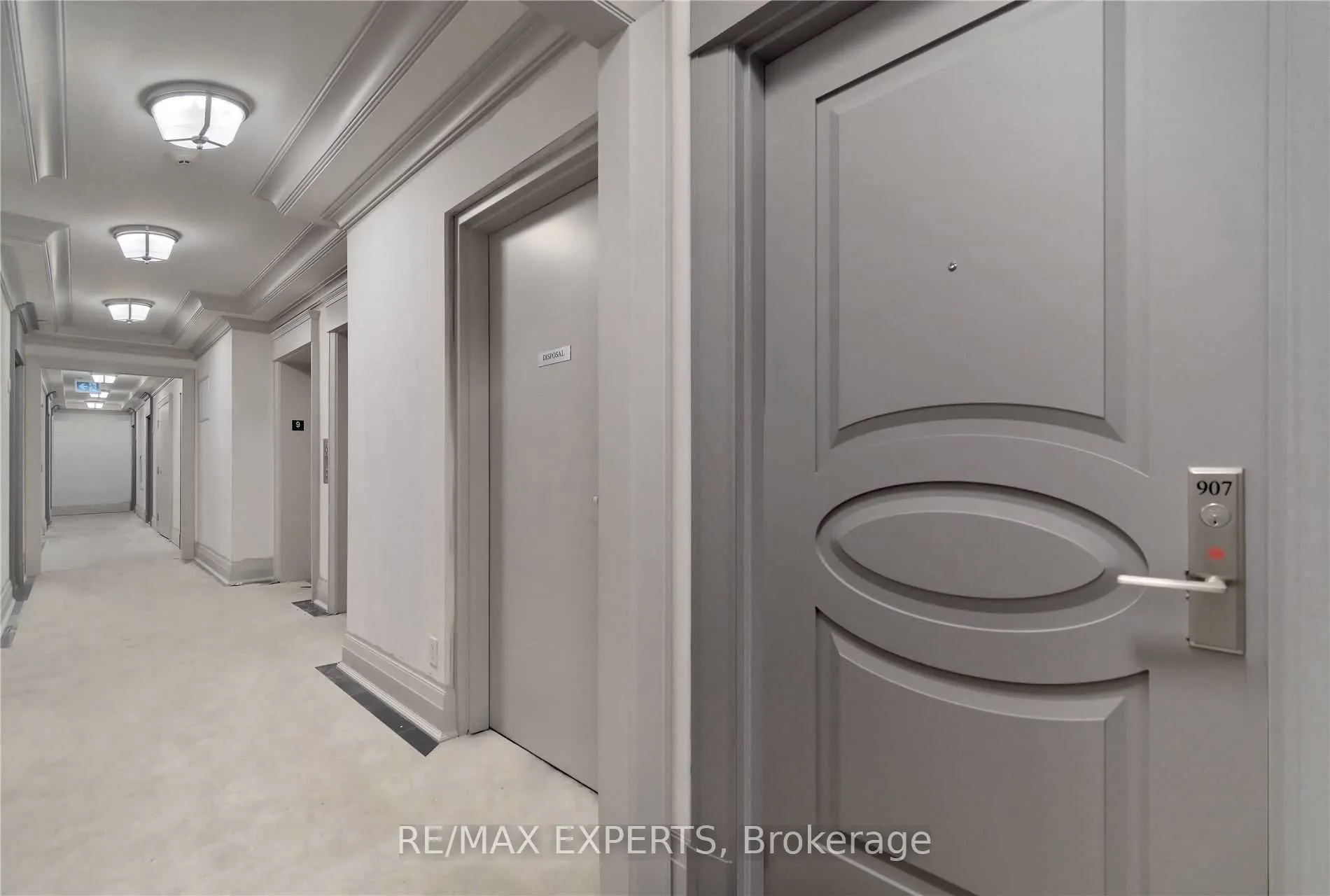 9085 Jane Street, #907