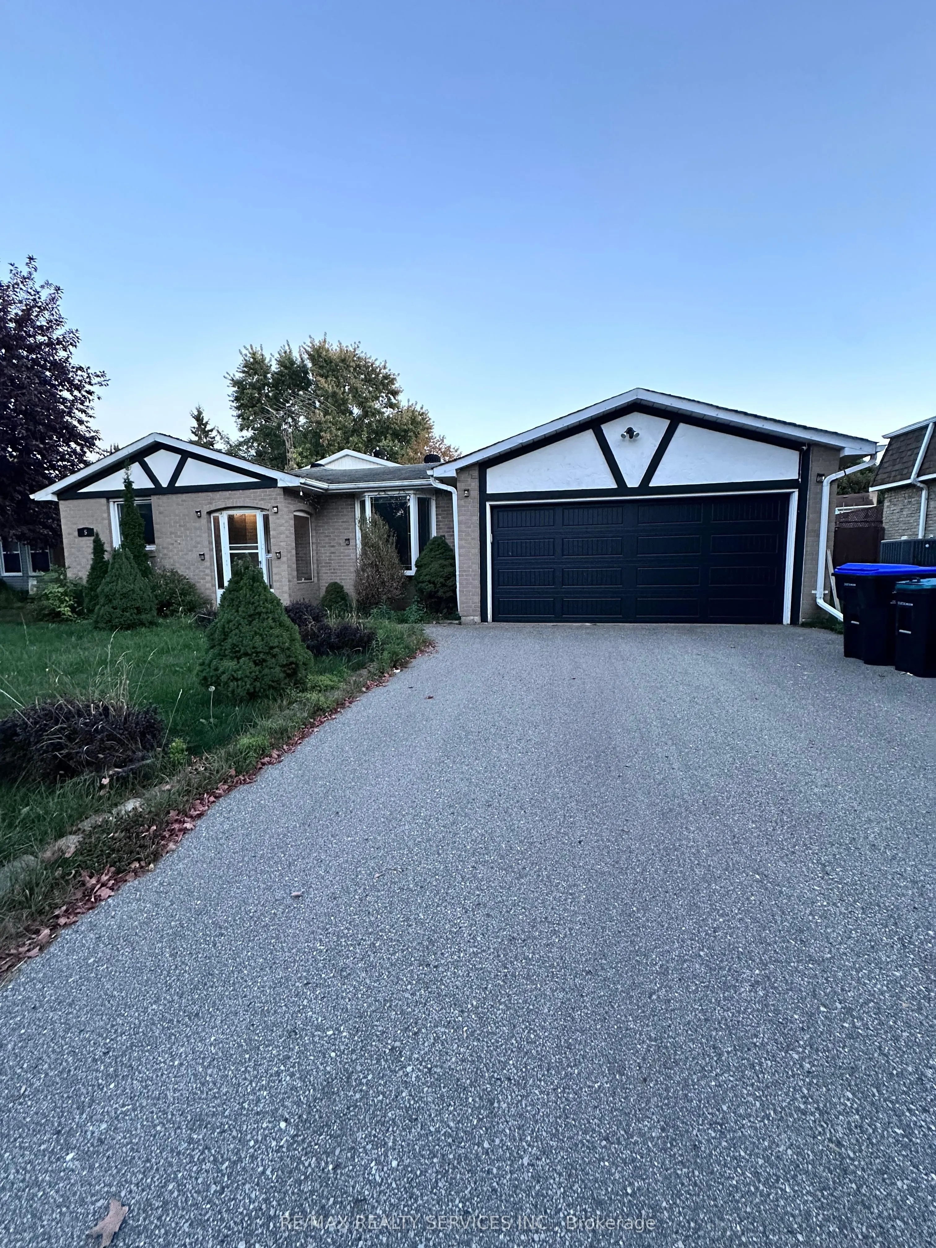 5 Hammond Crescent