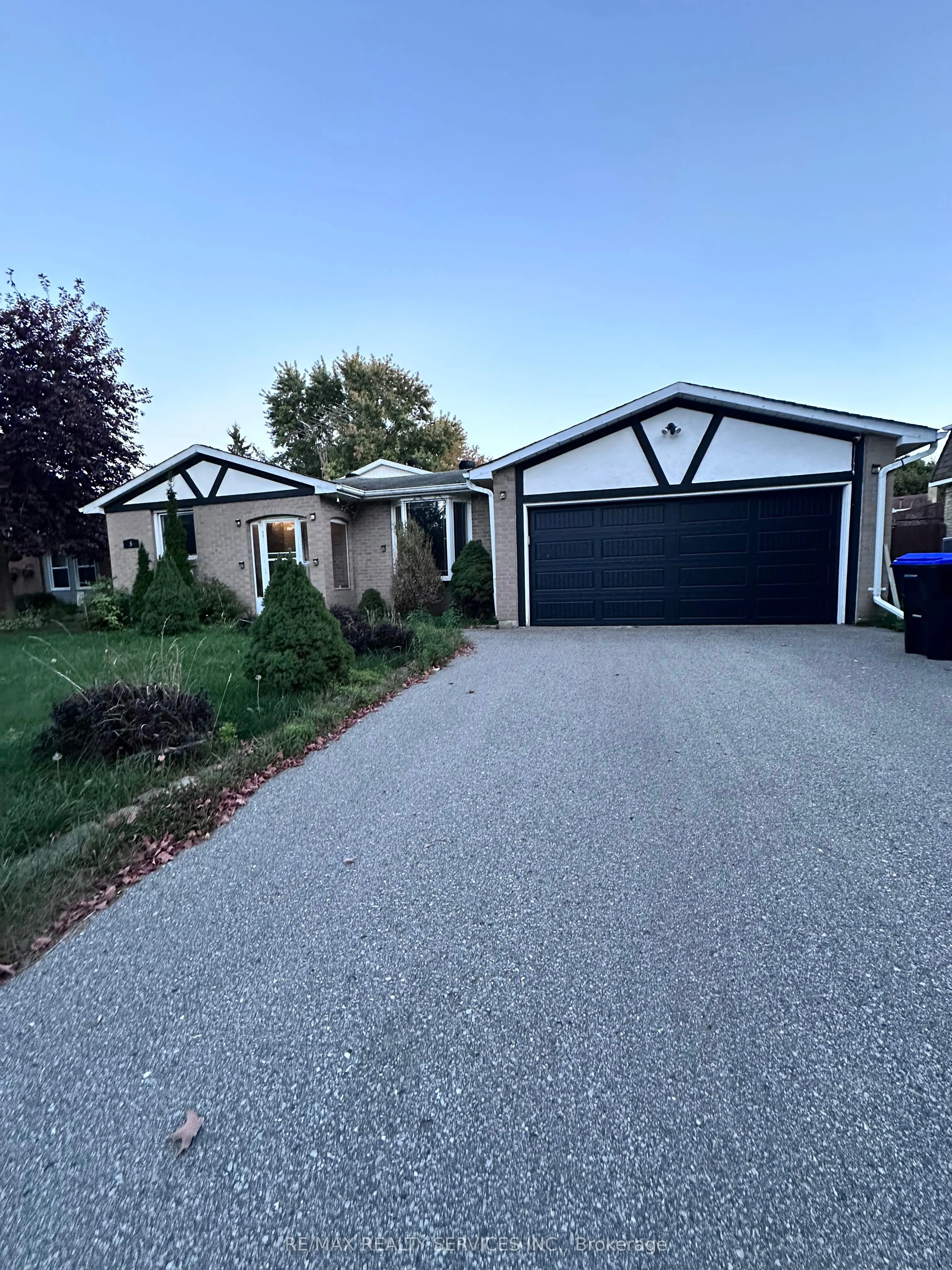 5 Hammond Crescent