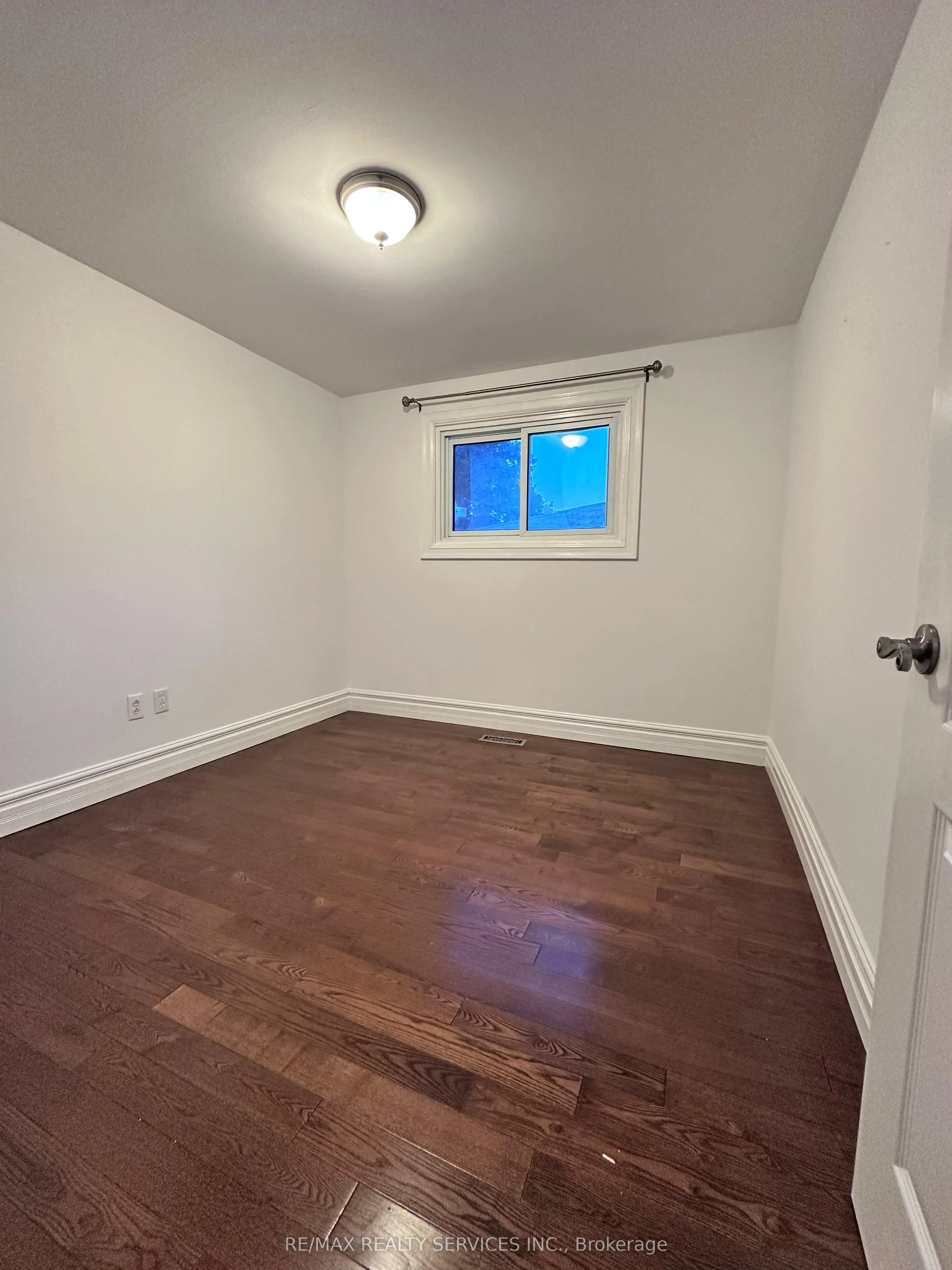 5 Hammond Crescent
