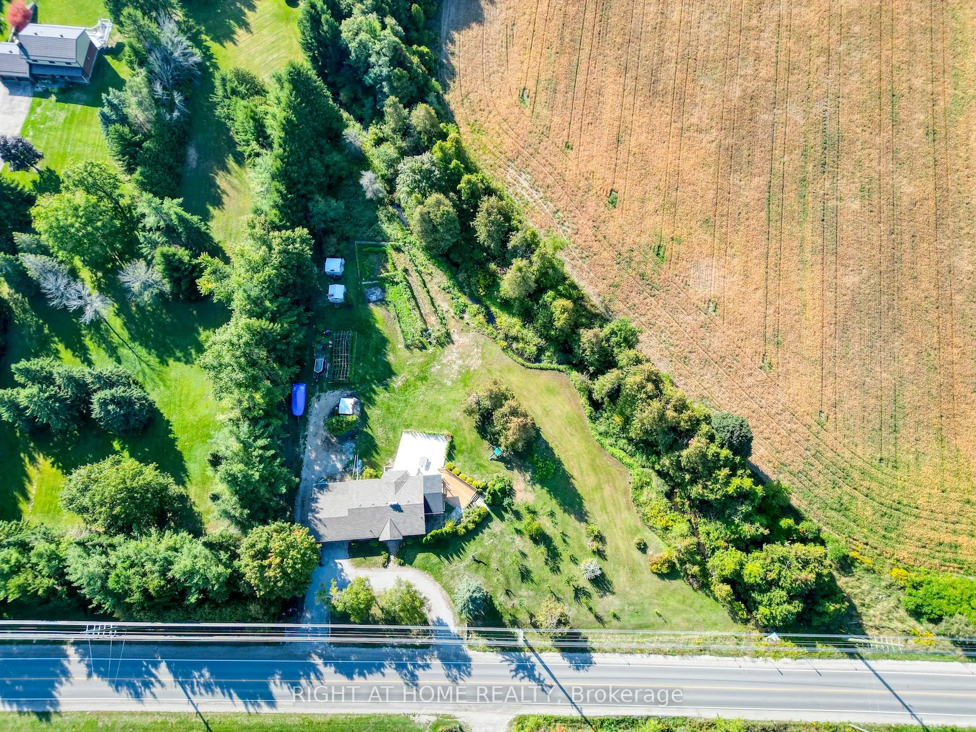 1905 Lockhart Road