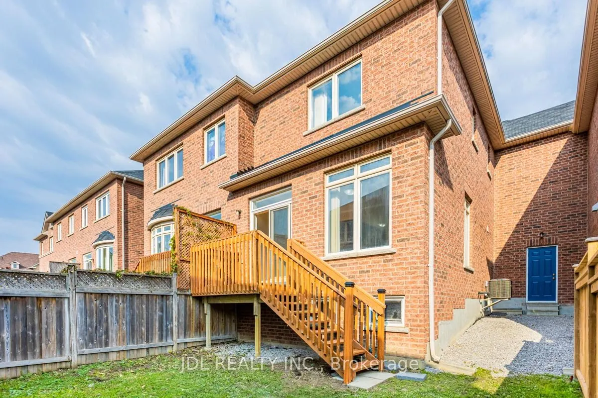 81 Gauguin Avenue