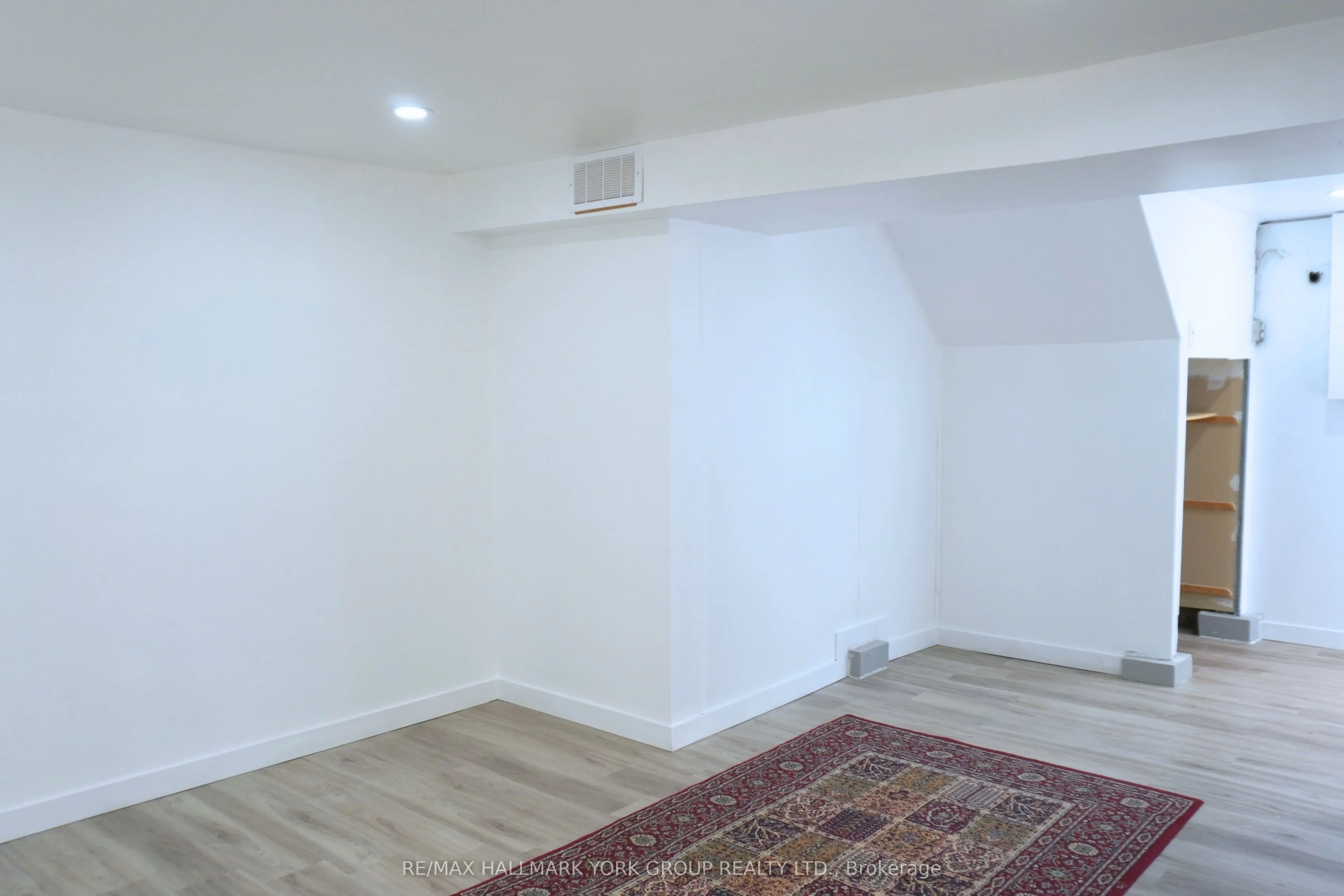 80 Newbury Drive, #Basement