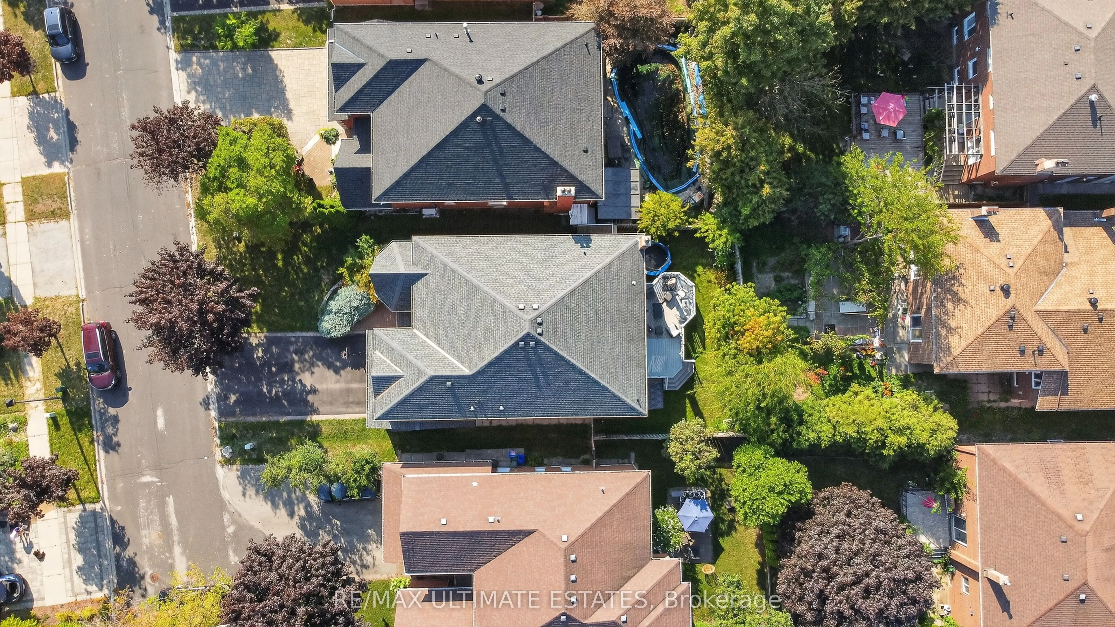 90 Hidden Trail Avenue