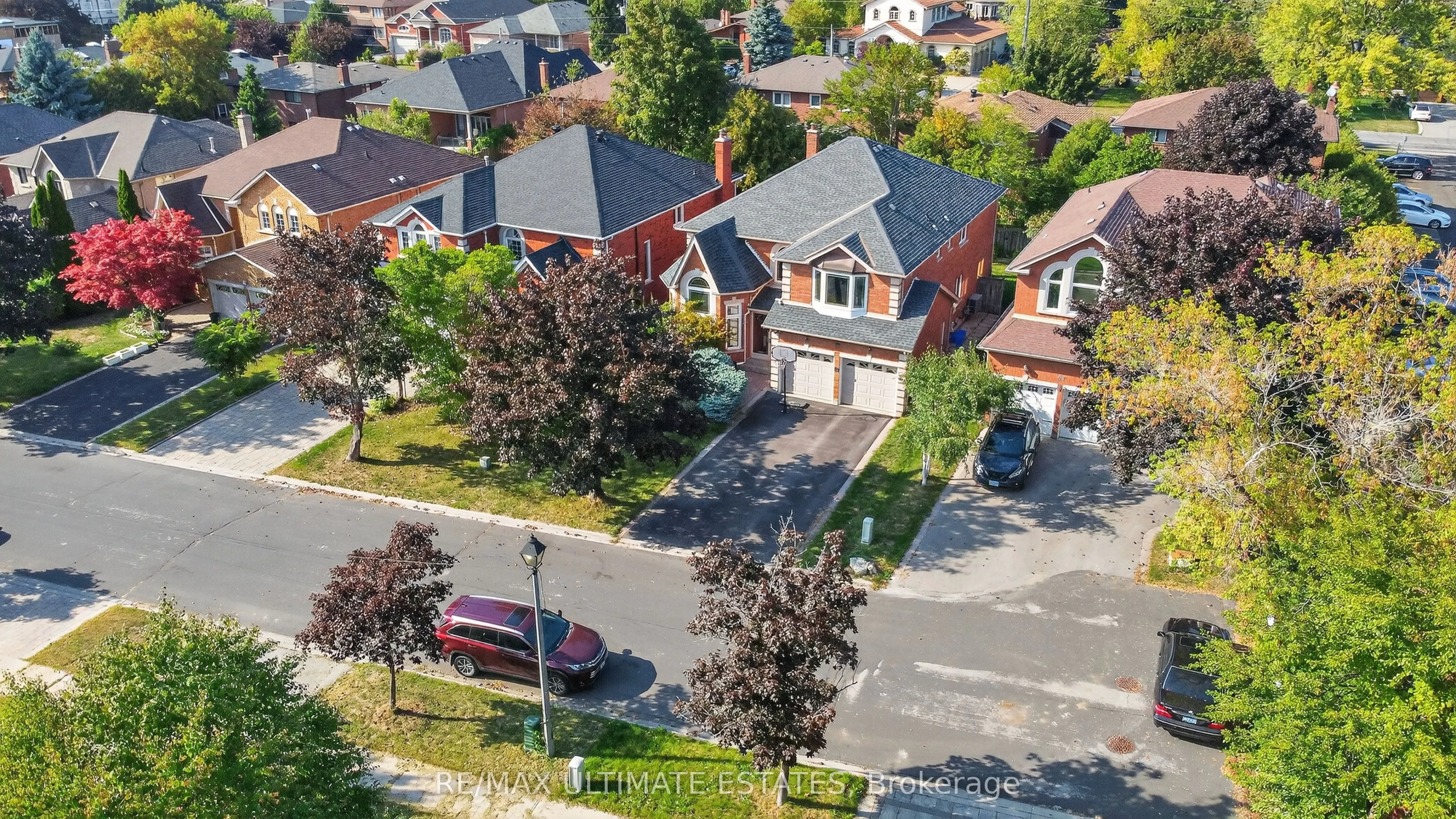 90 Hidden Trail Avenue