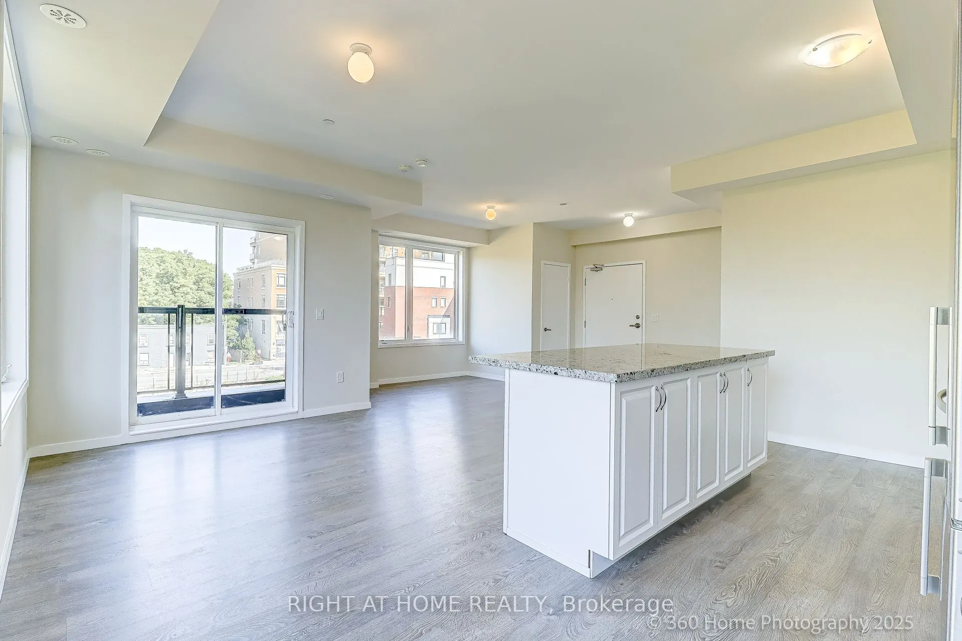 200 Alex Gardner Circle, #28
