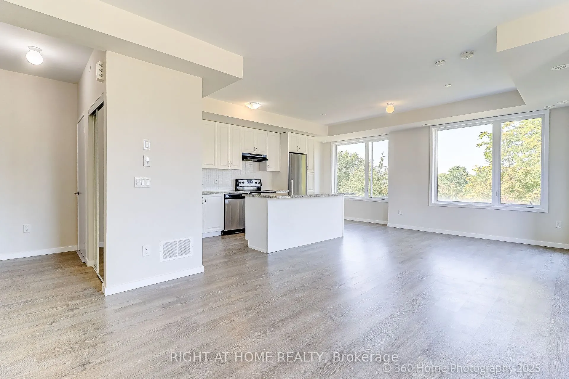 200 Alex Gardner Circle, #28