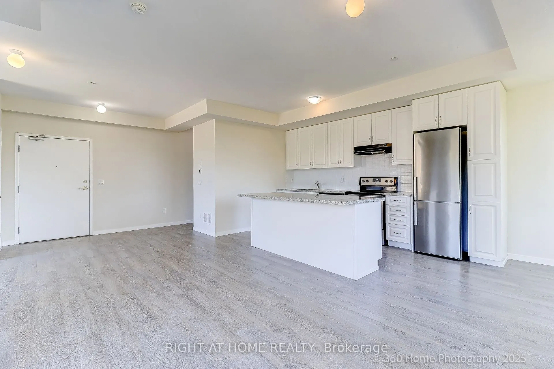 200 Alex Gardner Circle, #28