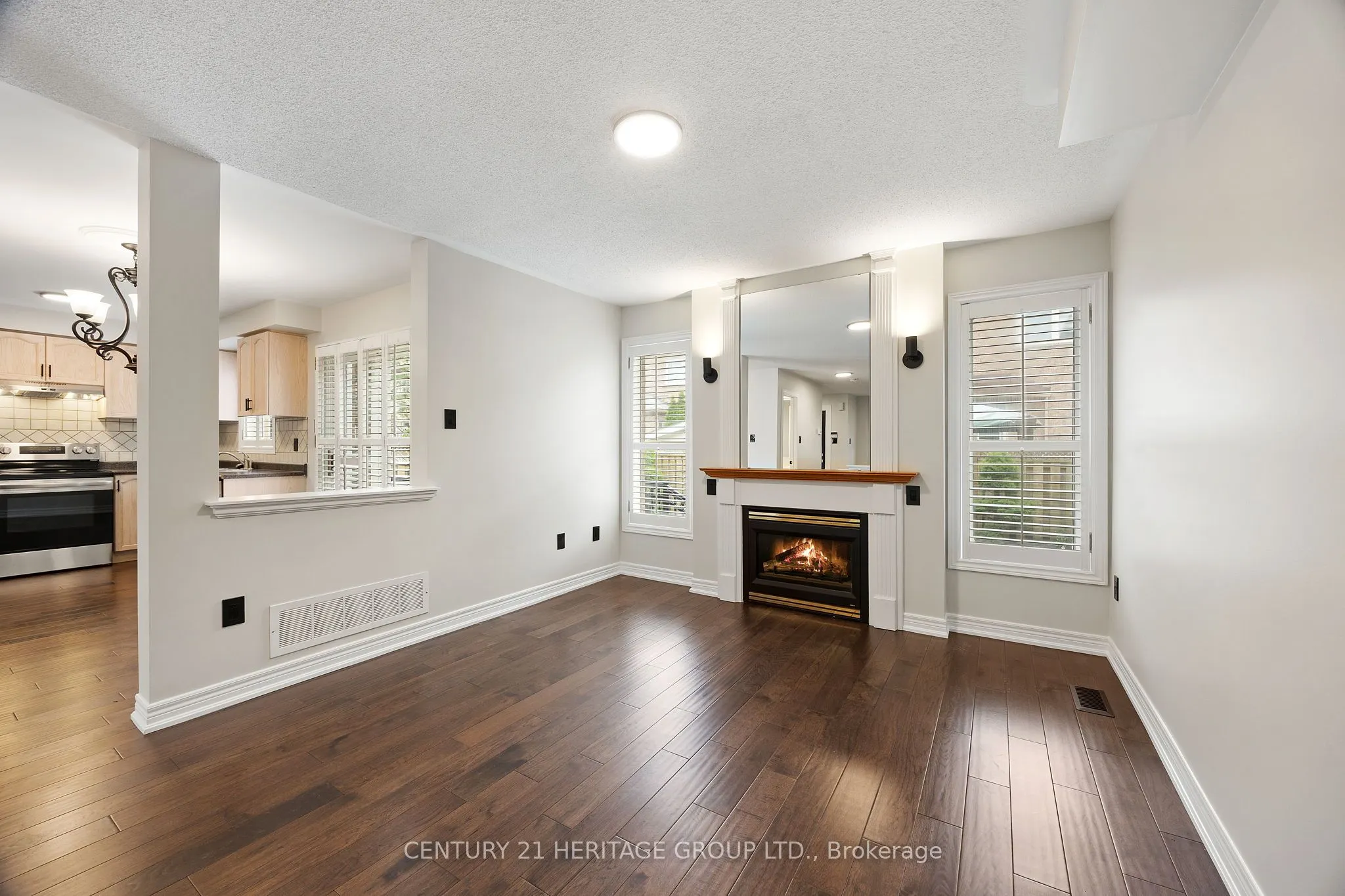 25 Wildberry Crescent