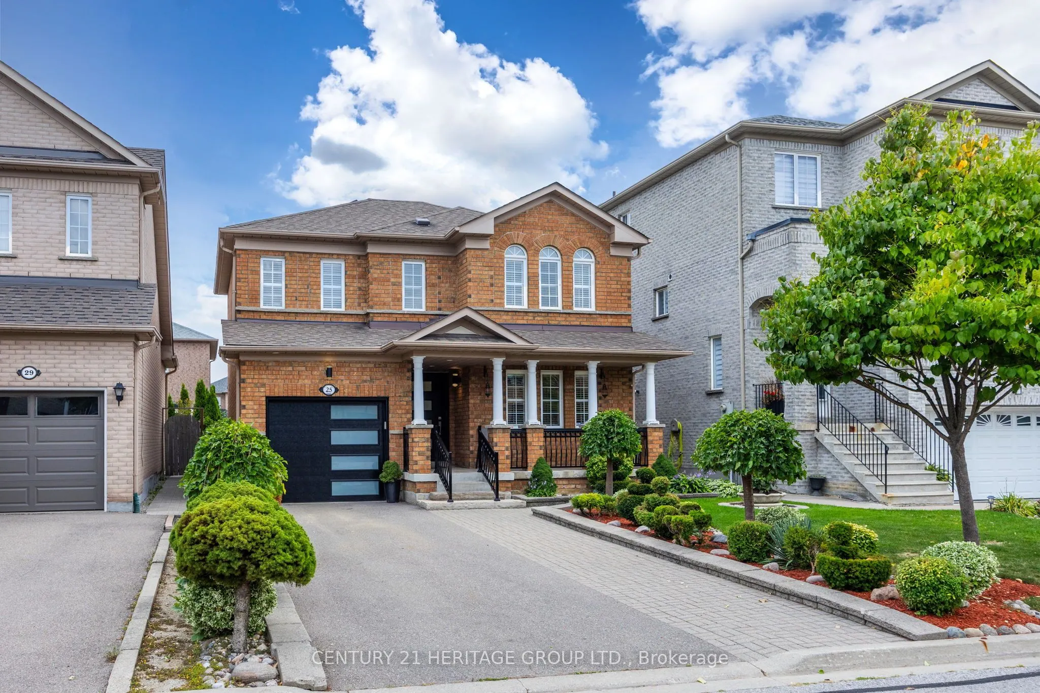 25 Wildberry Crescent