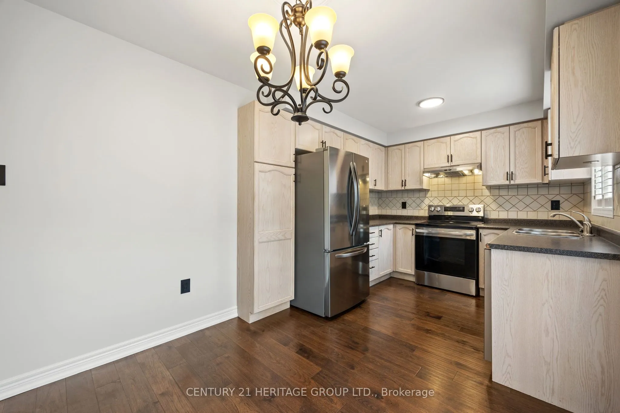 25 Wildberry Crescent