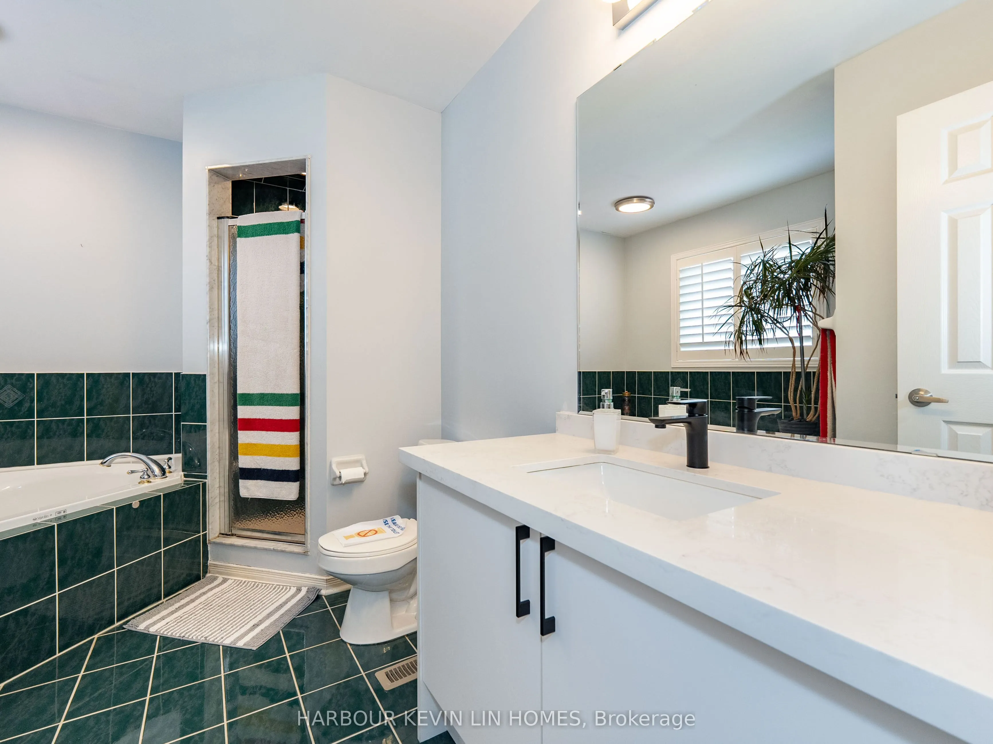 84 Grasslands Avenue