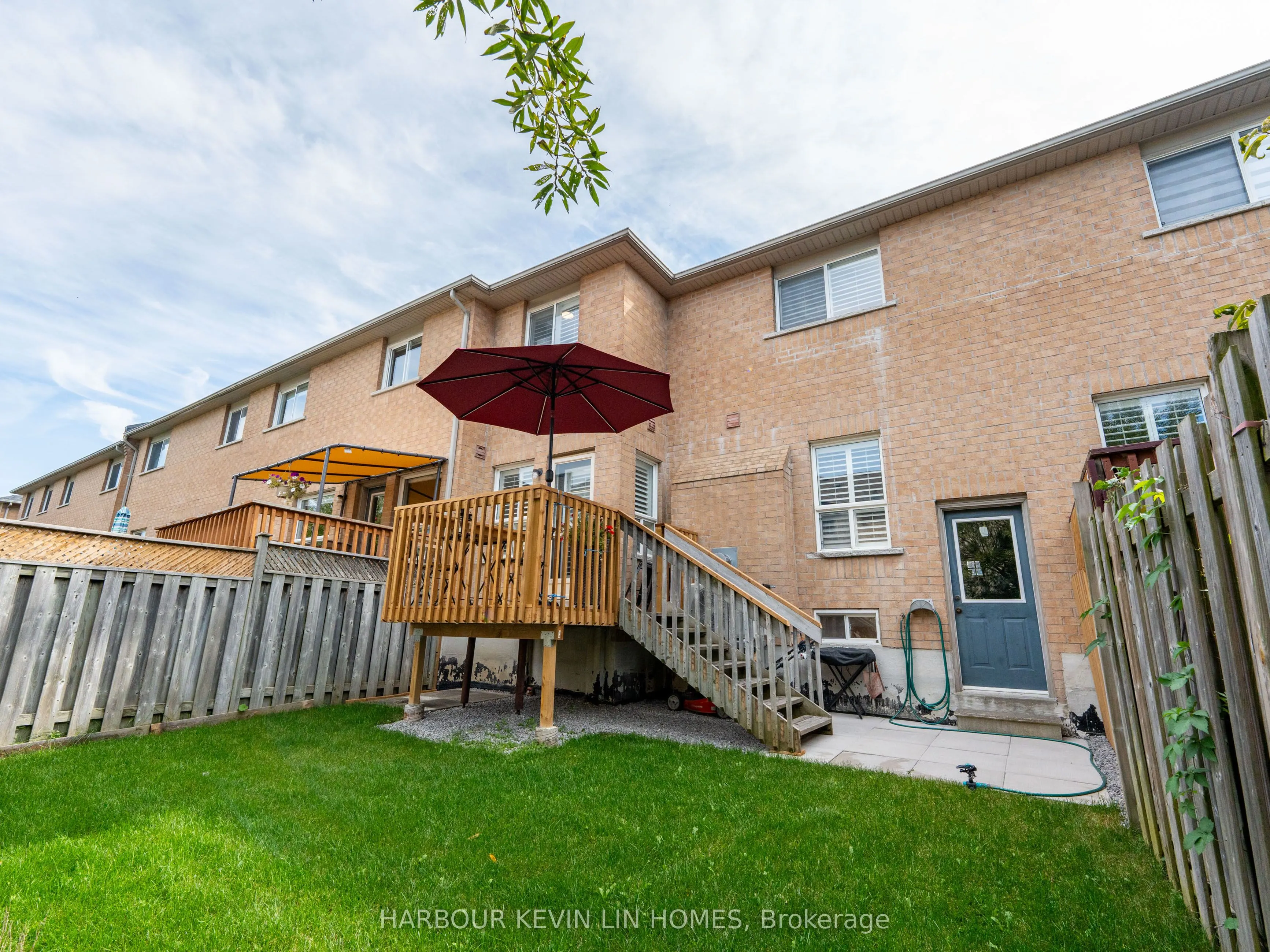 84 Grasslands Avenue