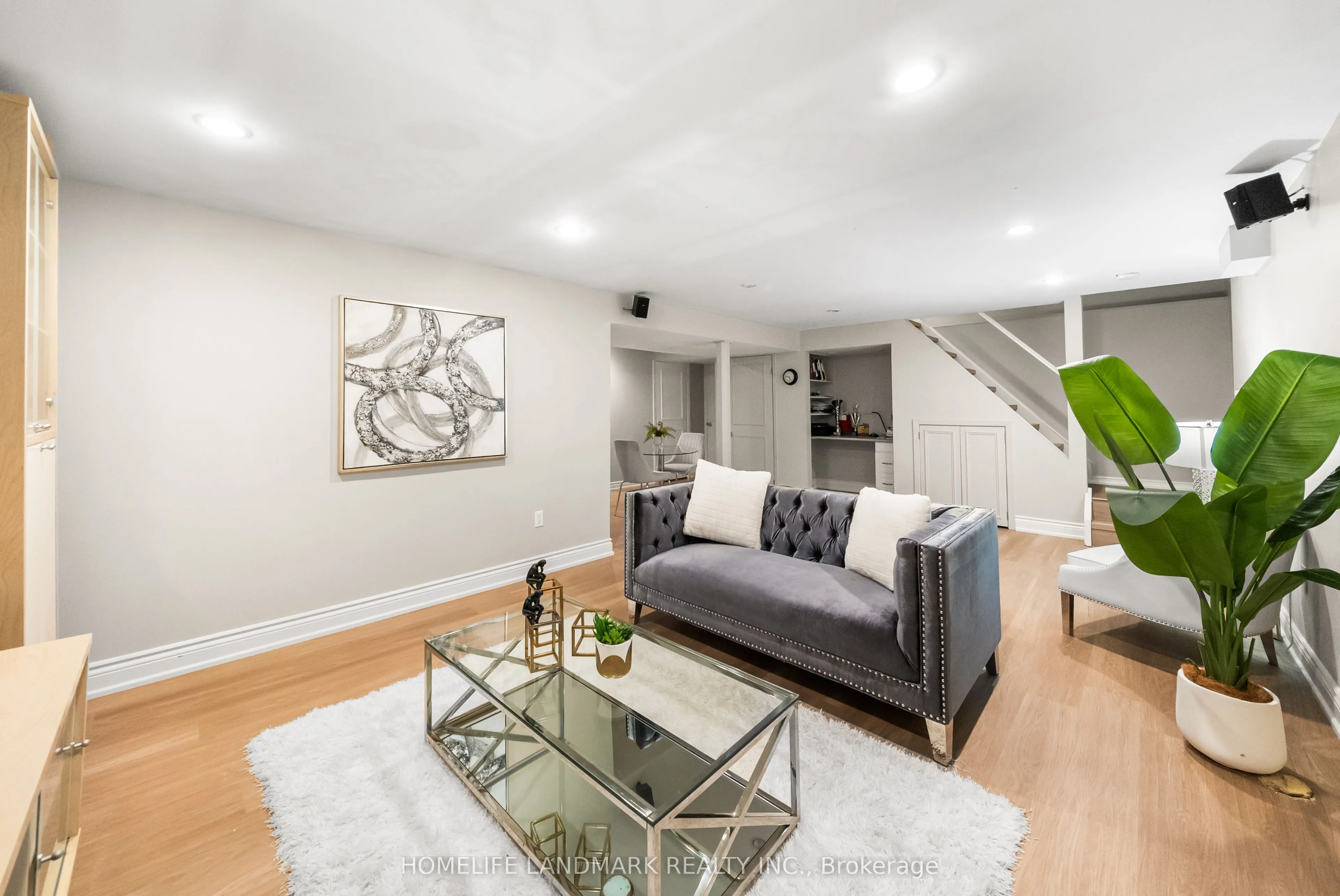 11 Jondan Crescent