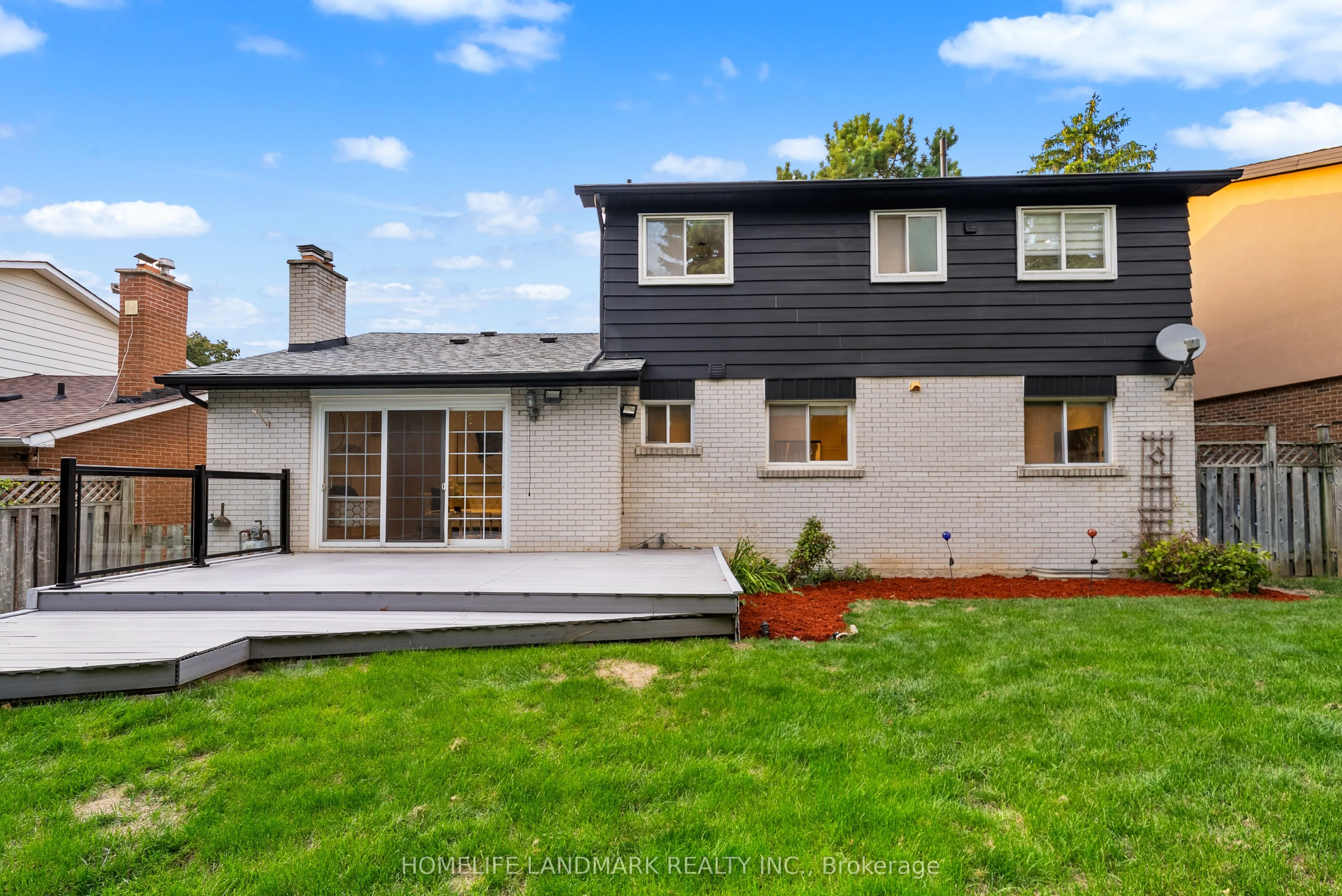 11 Jondan Crescent