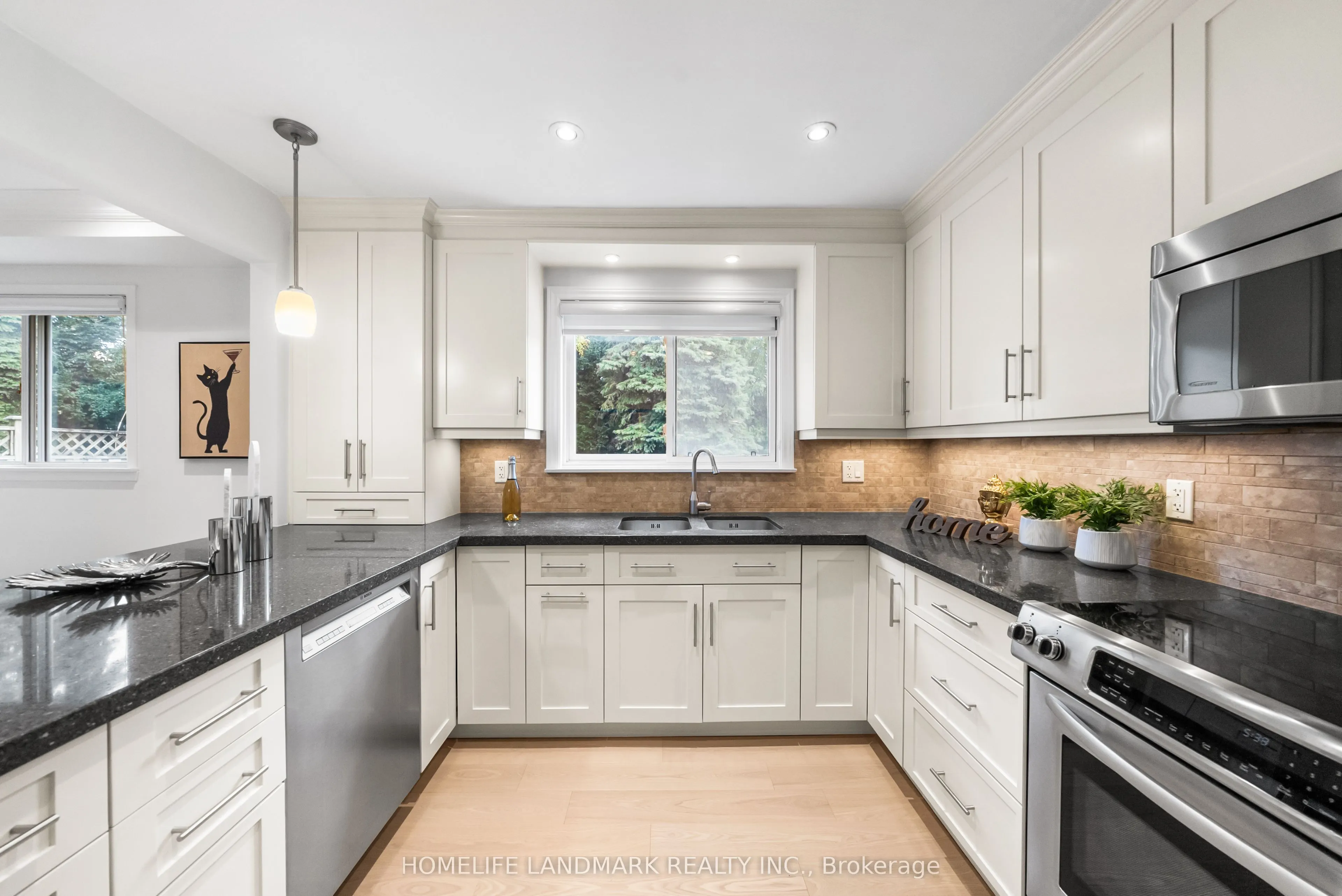 11 Jondan Crescent