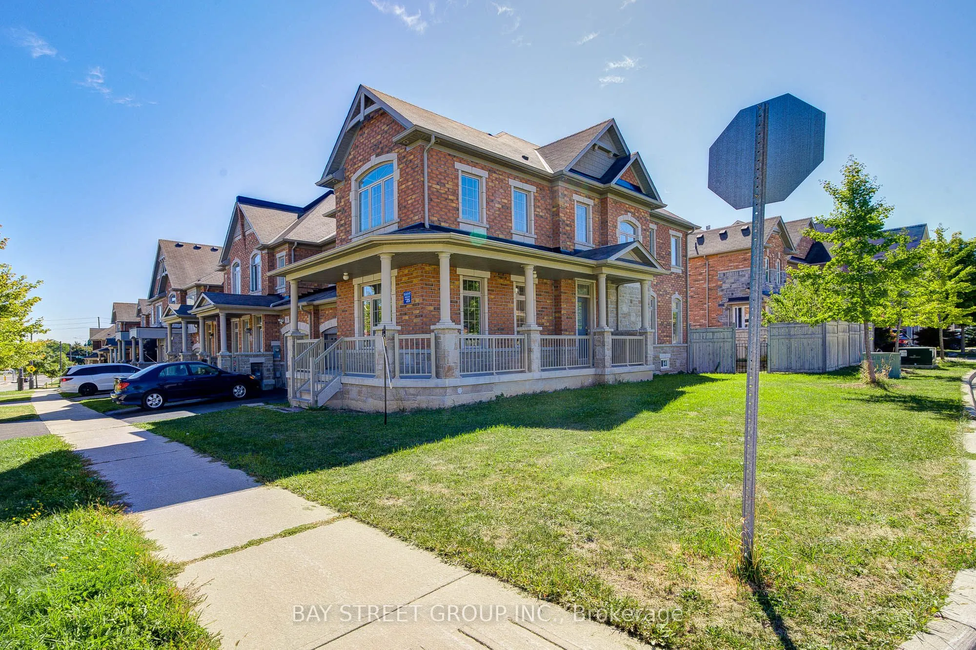 30 William Berczy Boulevard
