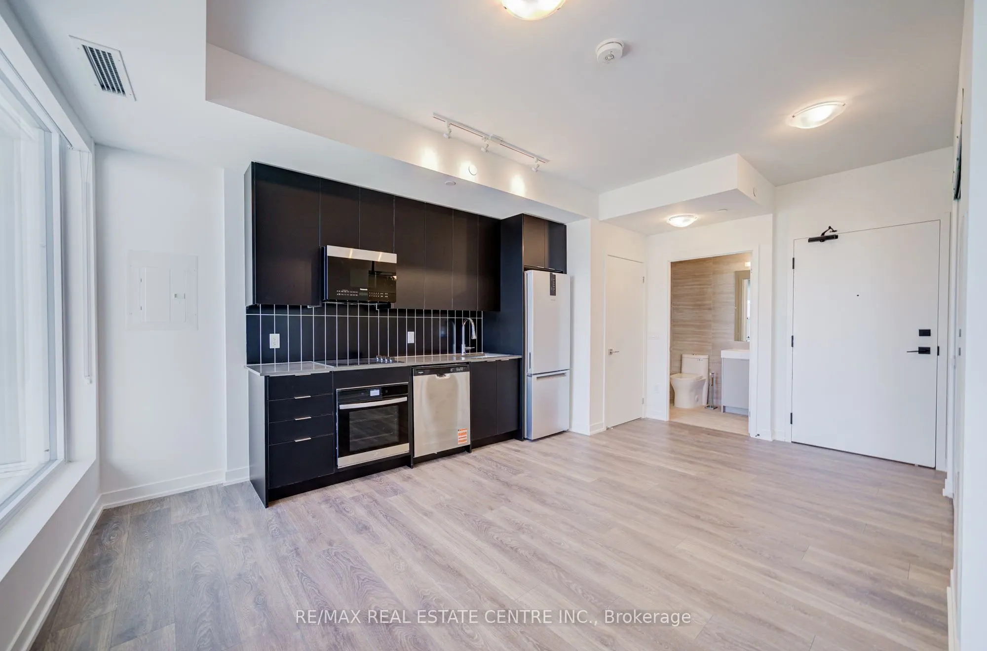 474 Caldari Road, #2204