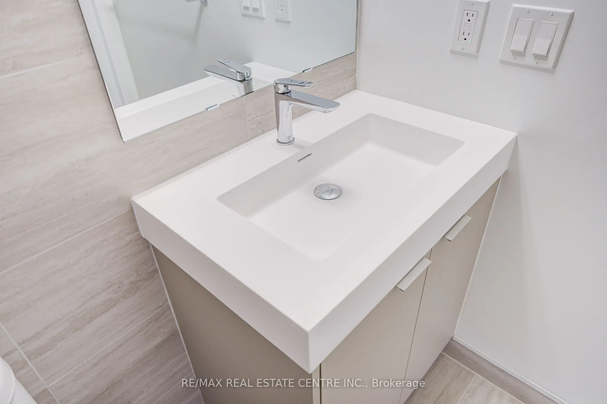 474 Caldari Road, #2204