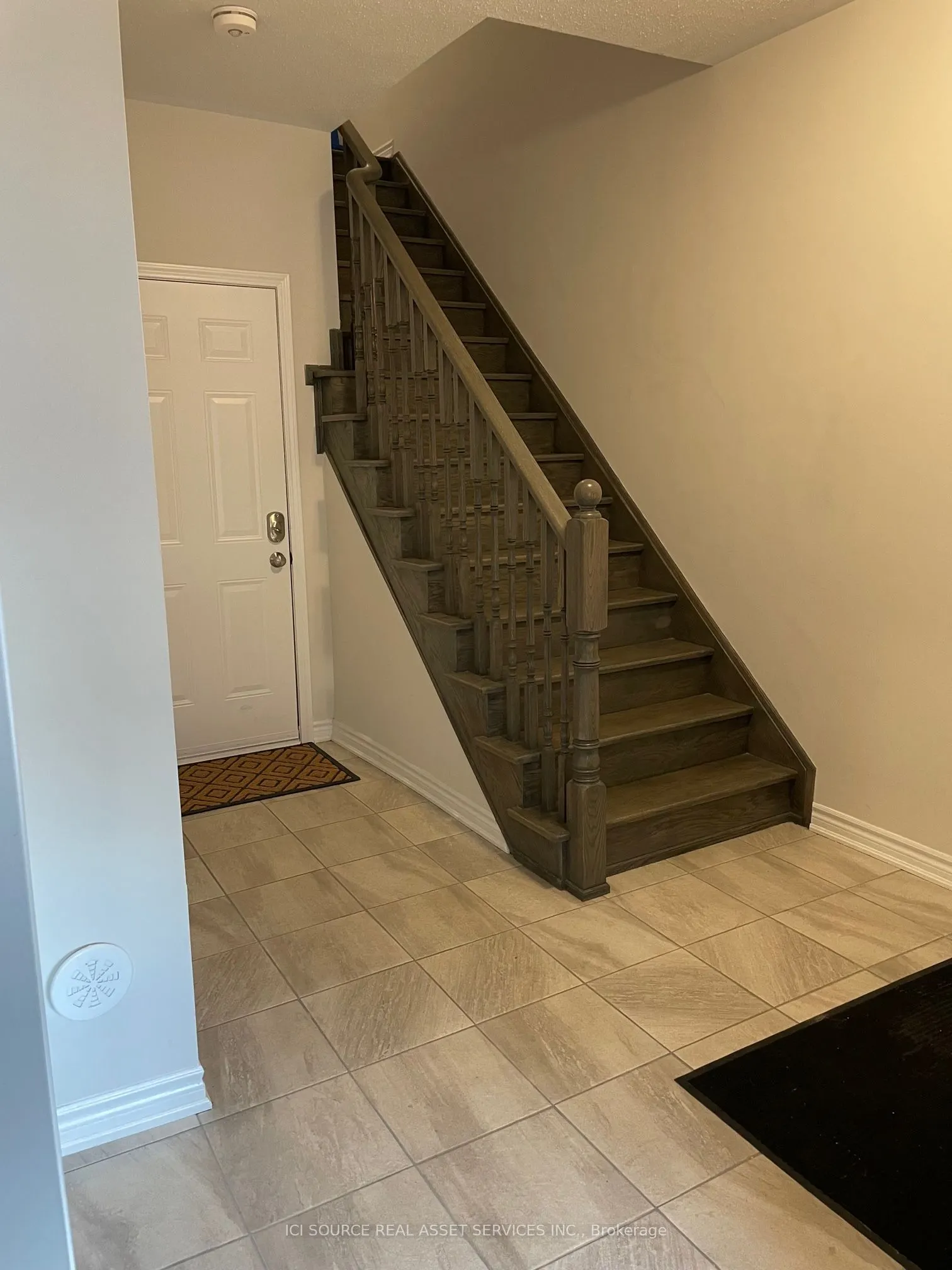 12 Adam Sellers Street, #24