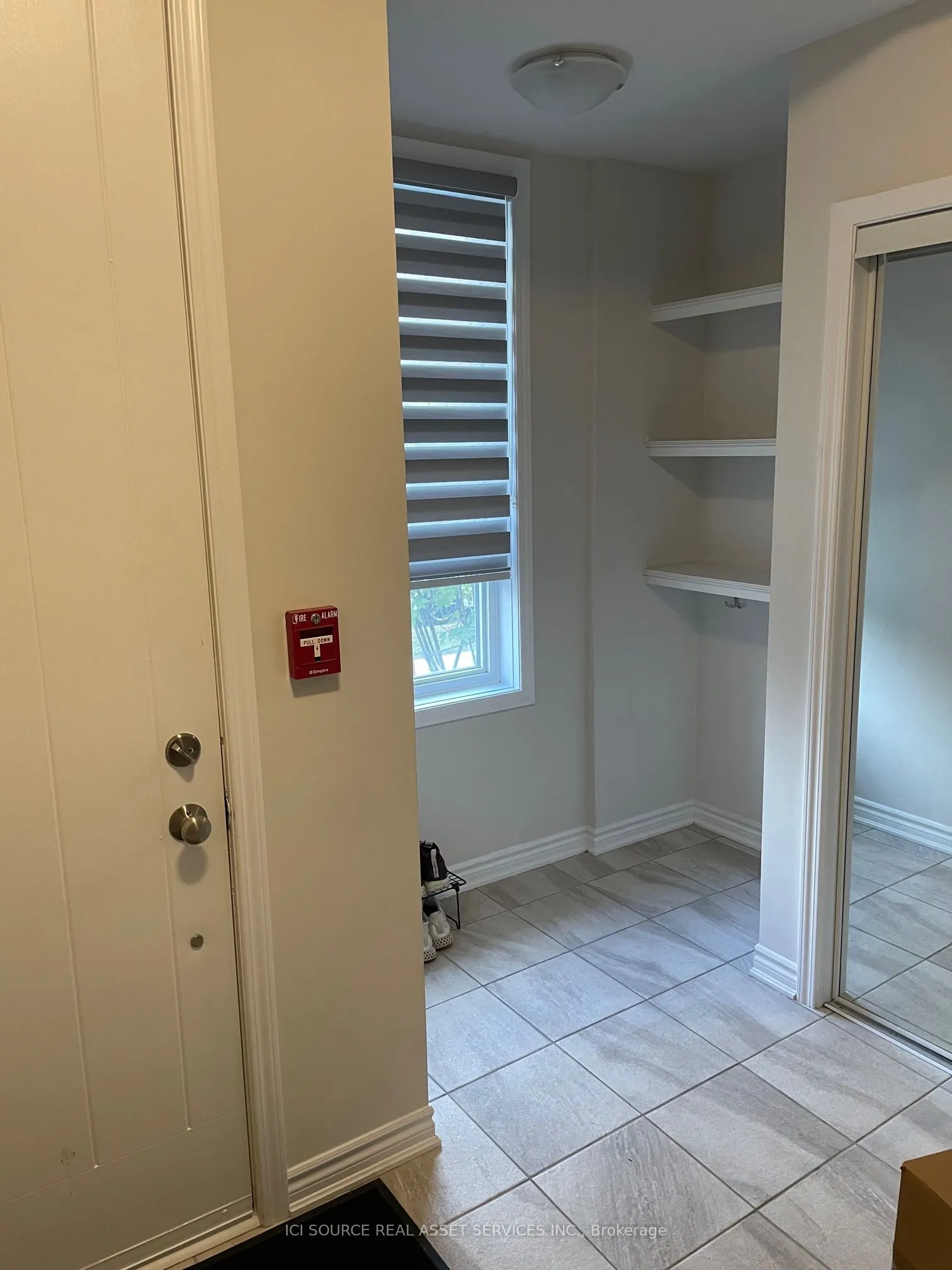 12 Adam Sellers Street, #24
