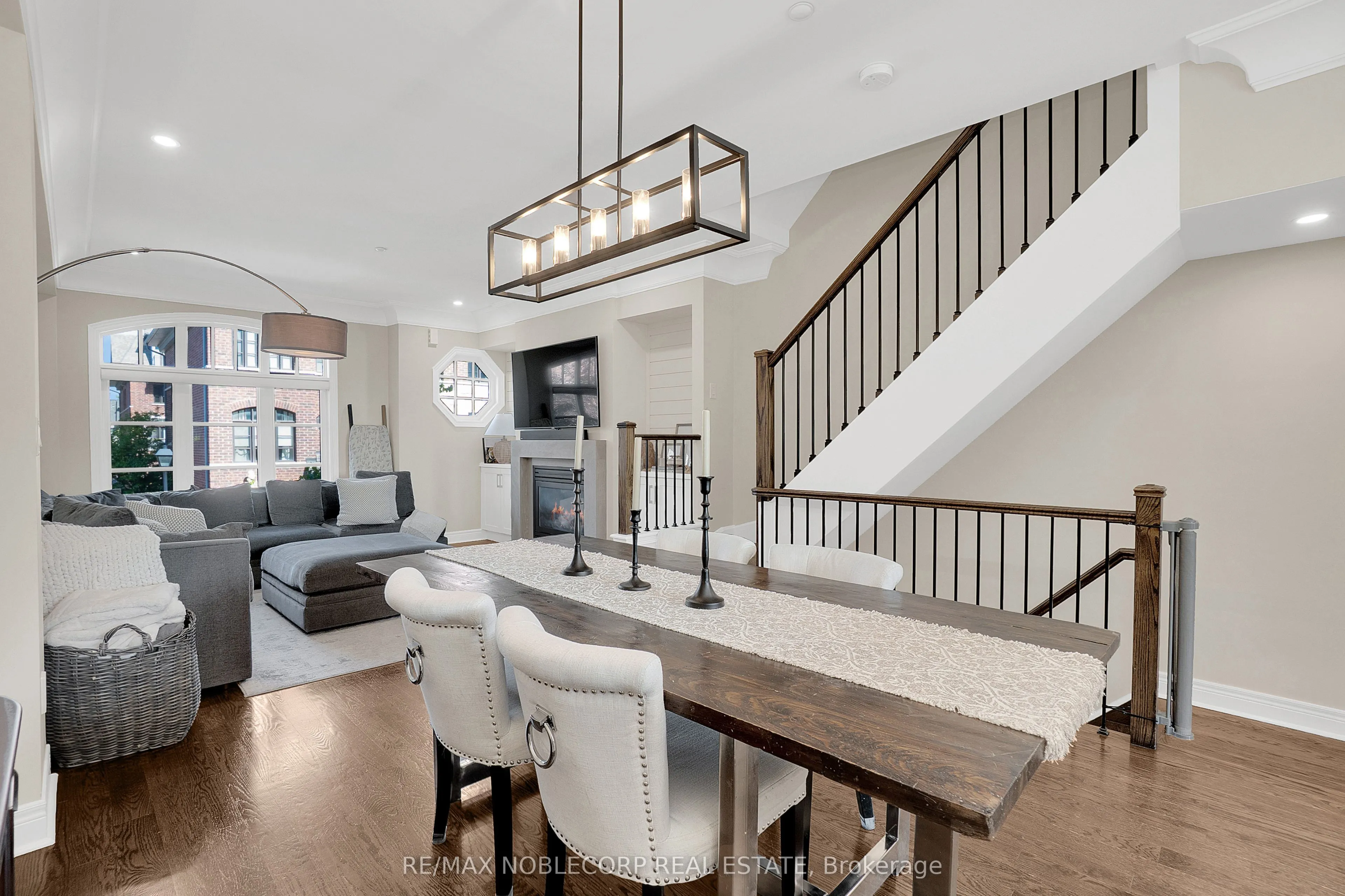 9 Powseland Crescent, #5