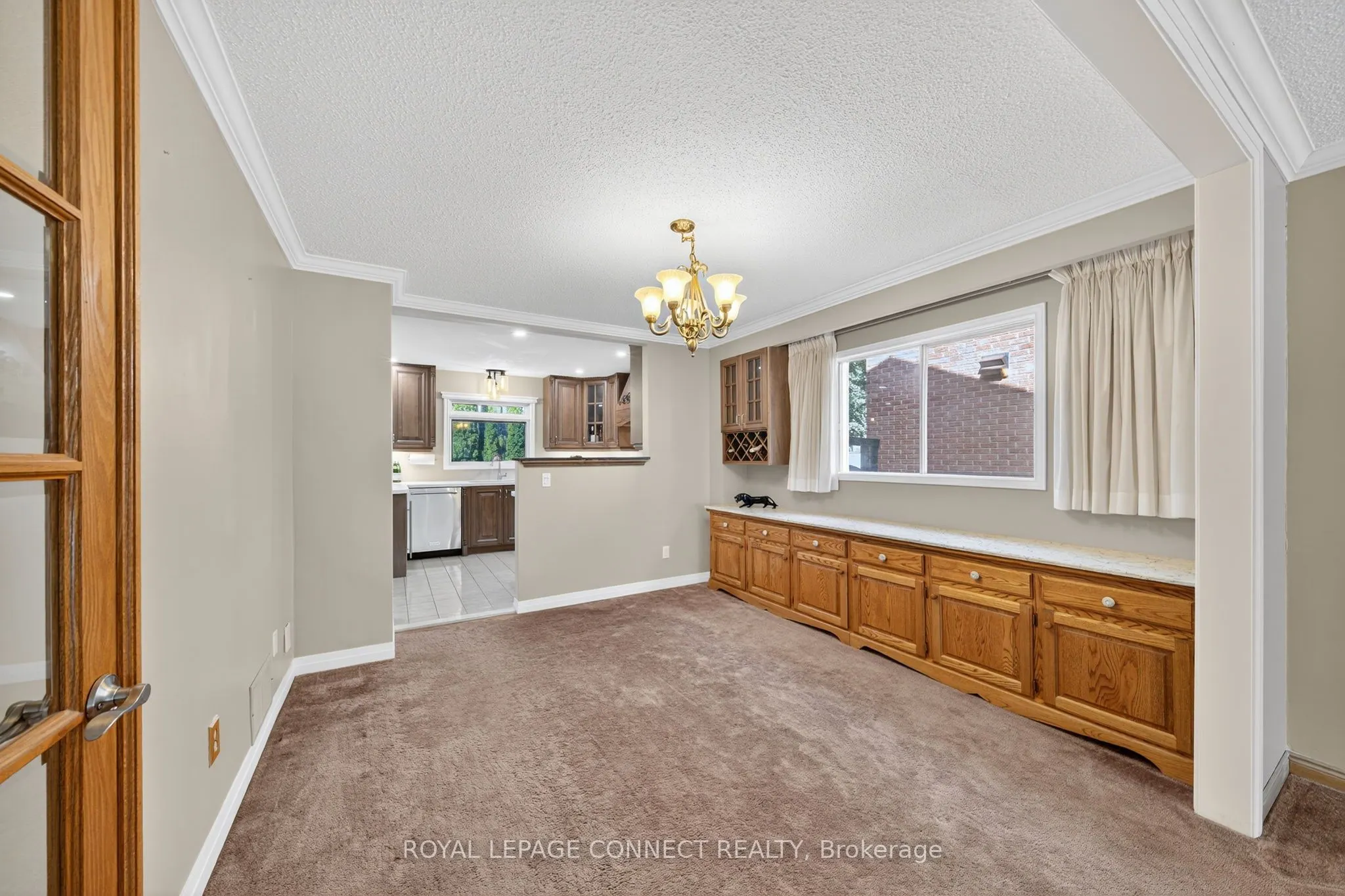 90 Golf Links Drive