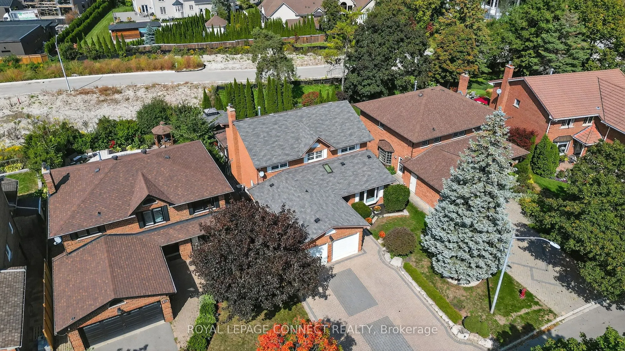 90 Golf Links Drive