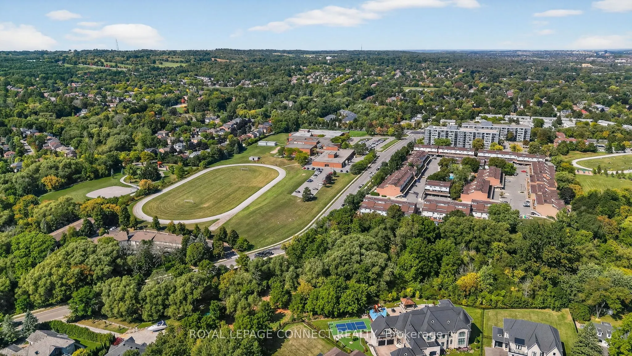 90 Golf Links Drive