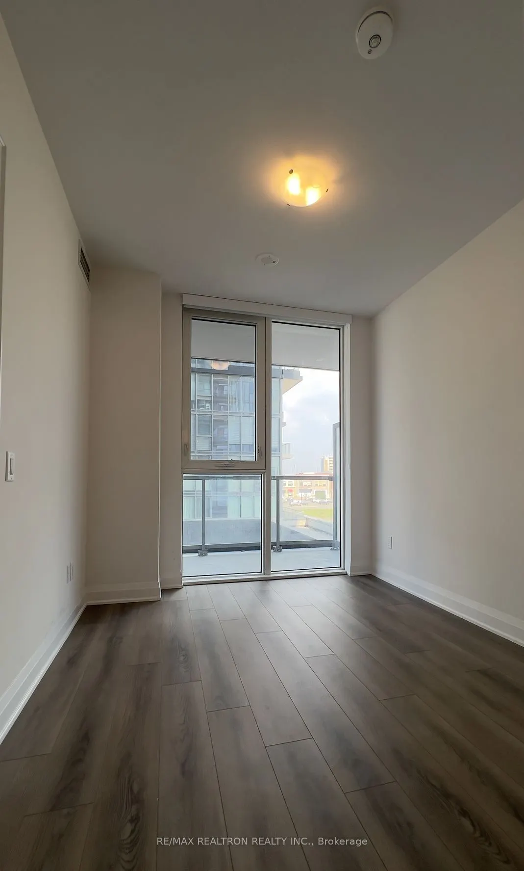 10 GATINEAU Drive, #416