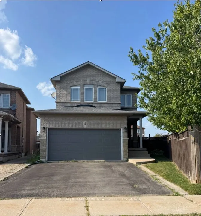 4 Kalmar Crescent