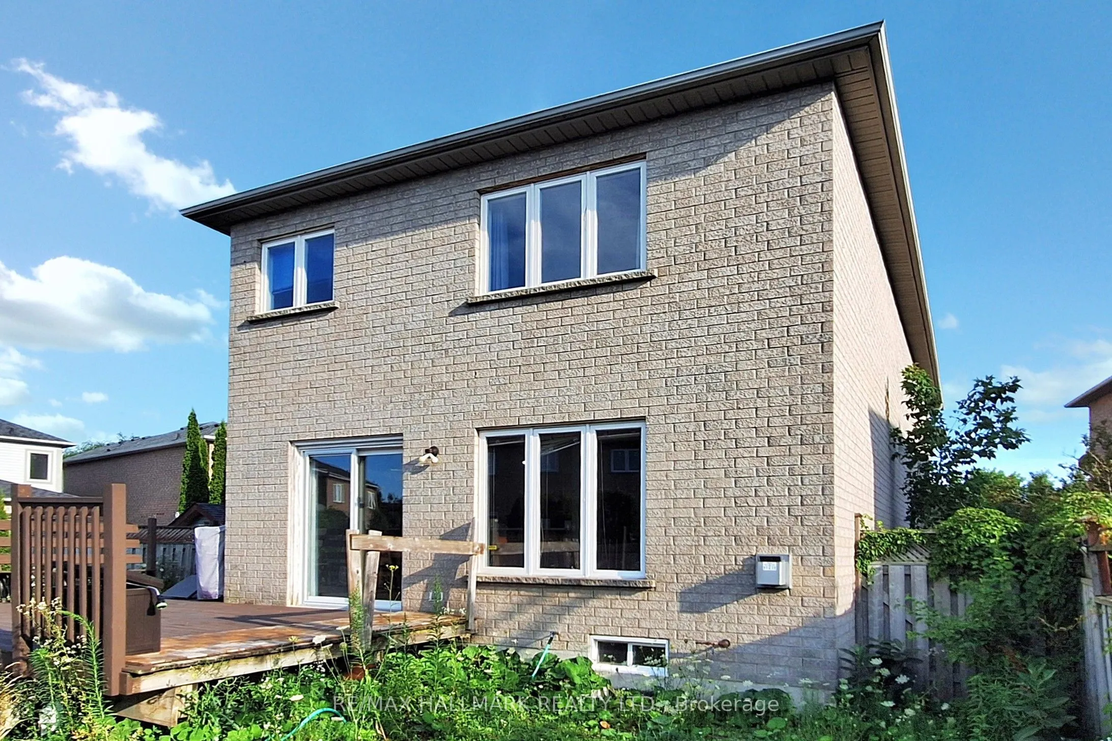4 Kalmar Crescent
