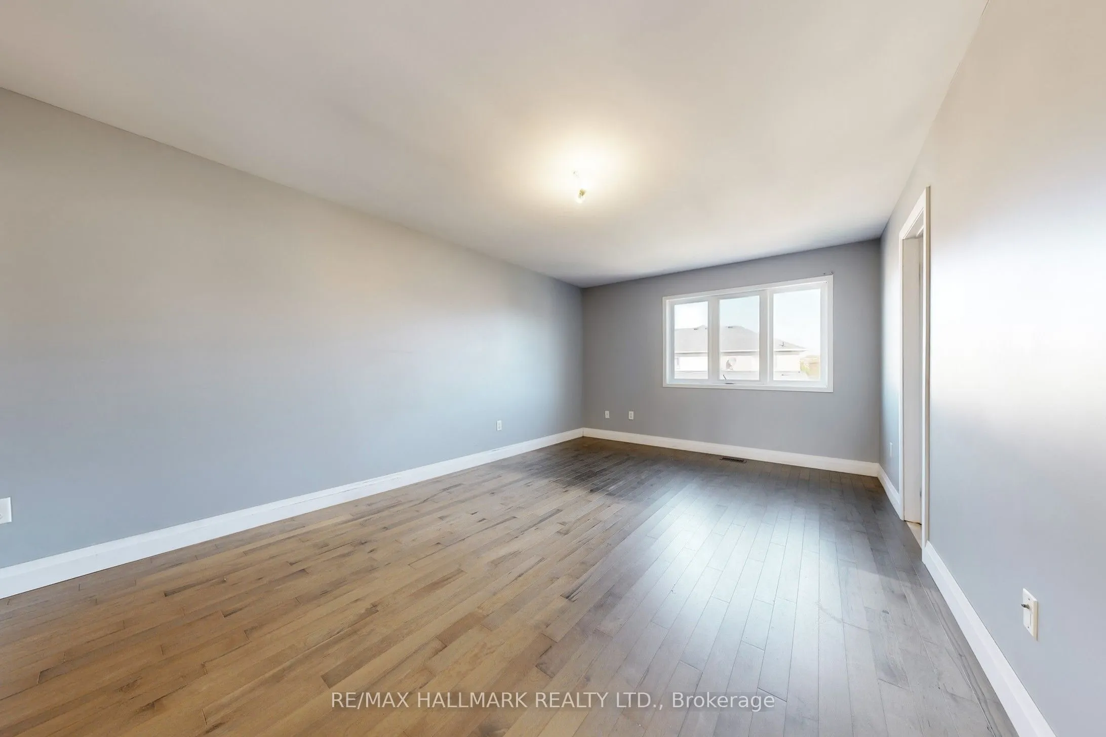 4 Kalmar Crescent