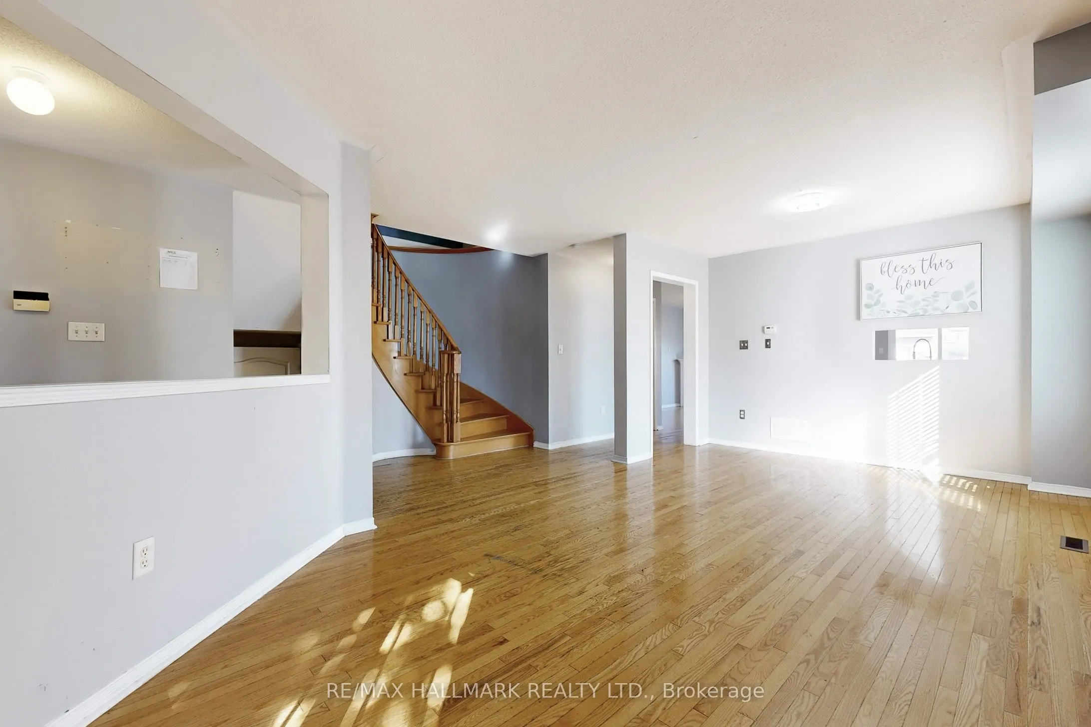 4 Kalmar Crescent