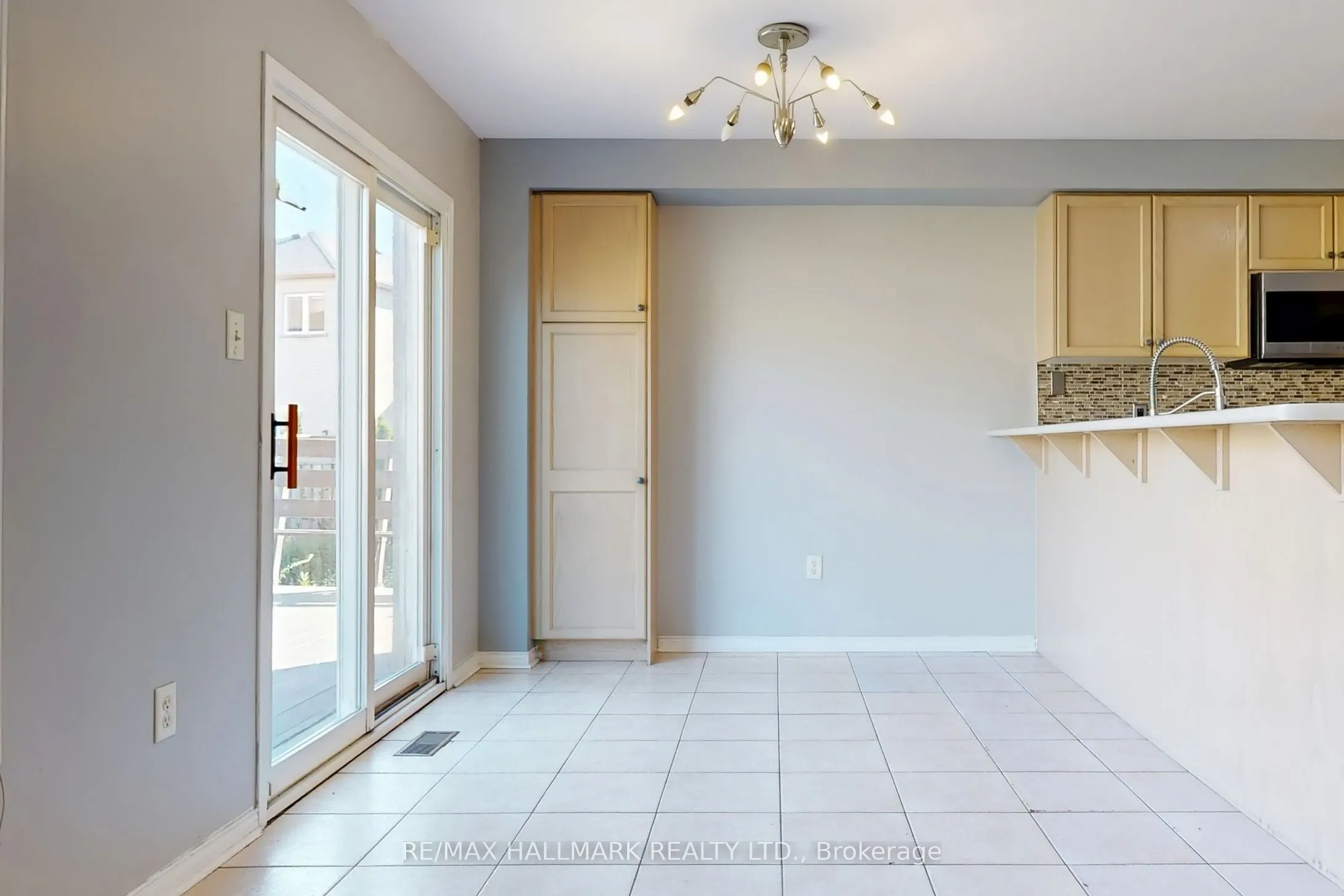 4 Kalmar Crescent