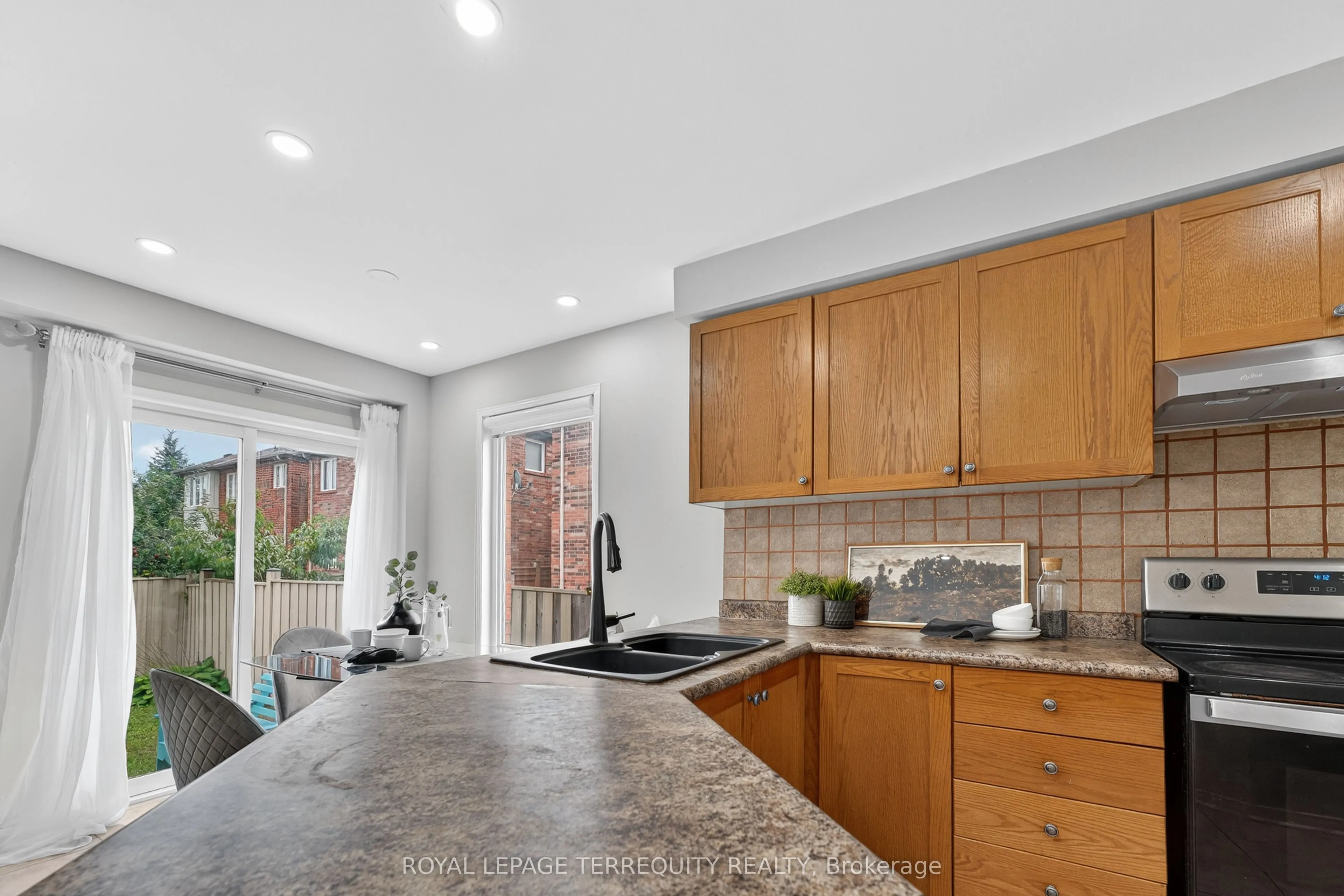 319 Penndutch Circle