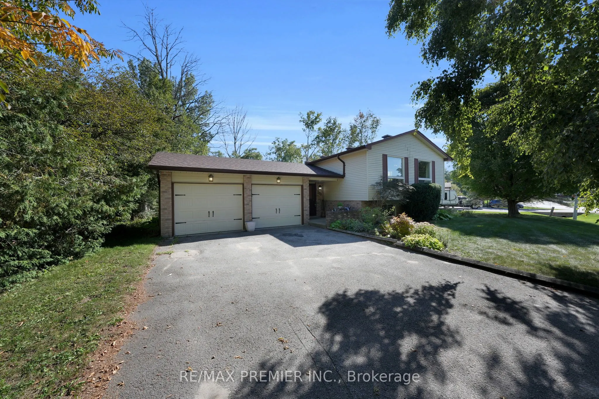 222 Spencer Avenue