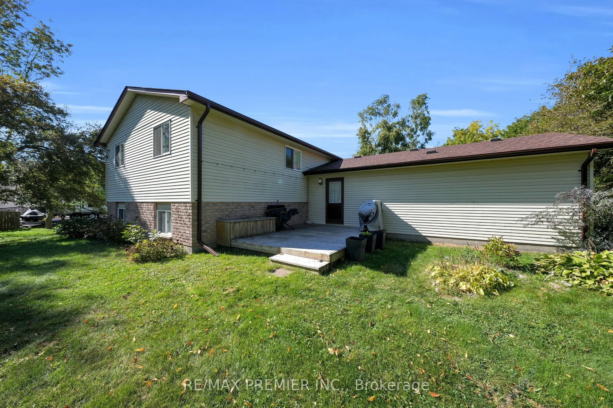 222 Spencer Avenue