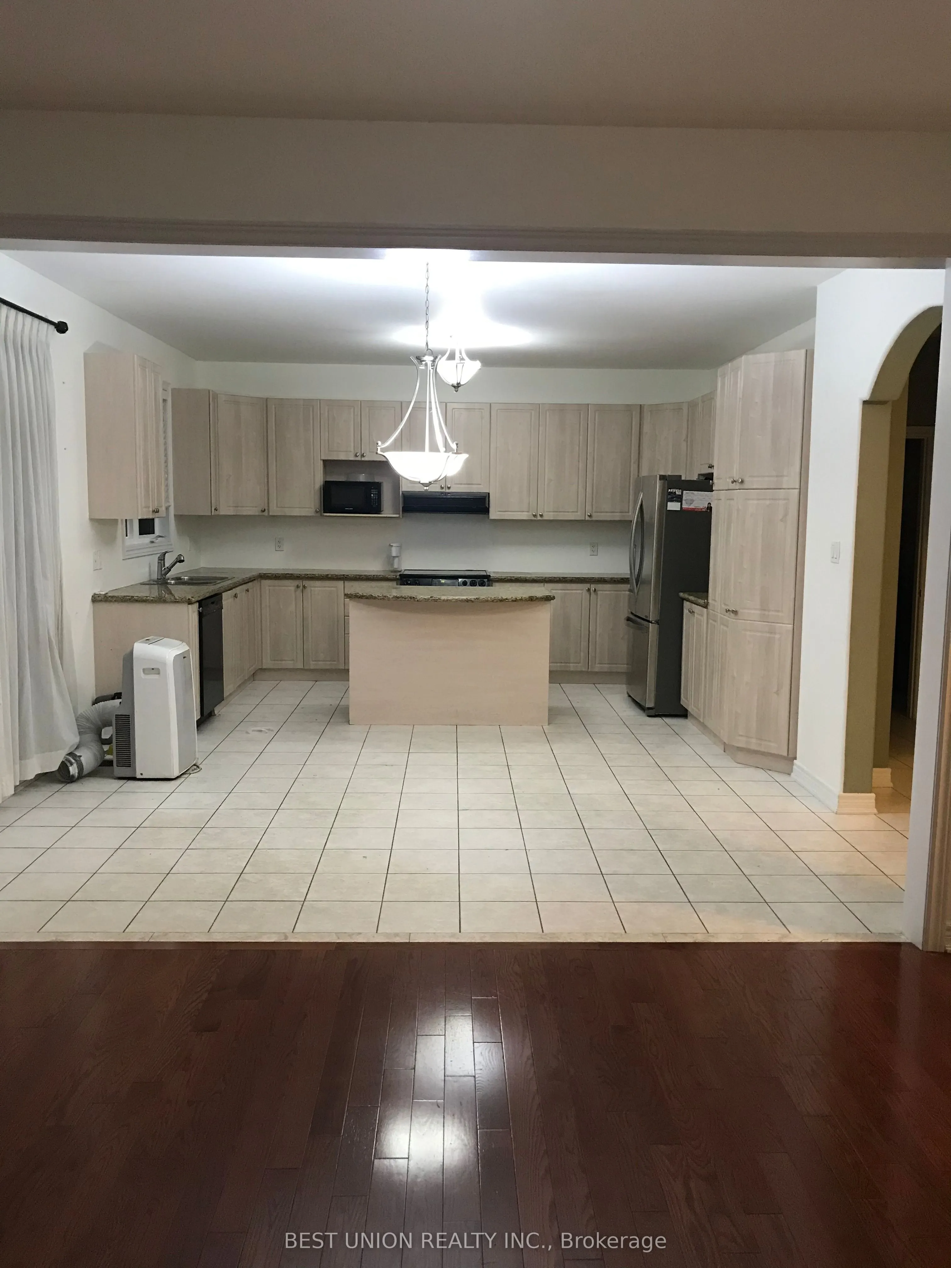 24 HEATHFIELD Avenue